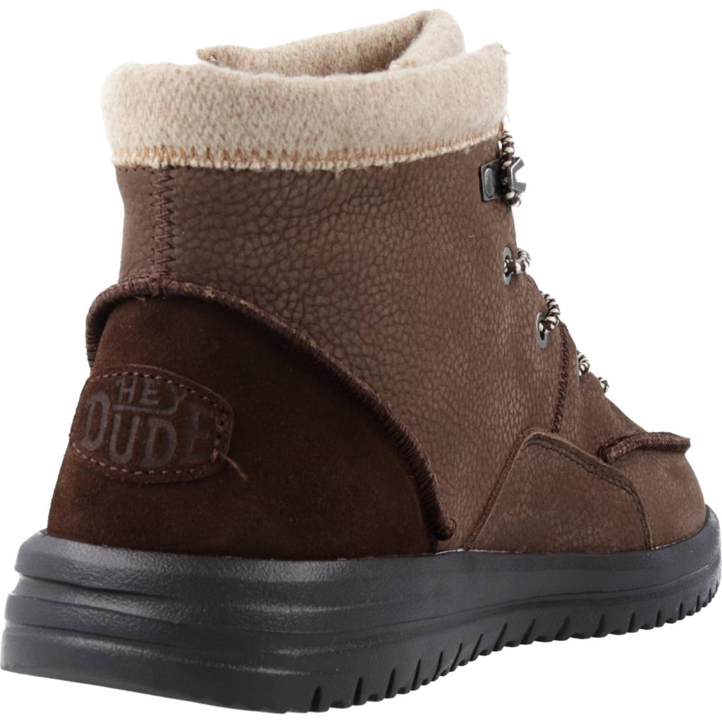 HEY DUDE BRADLEY BOOT LEATHER en color MARRON (3)