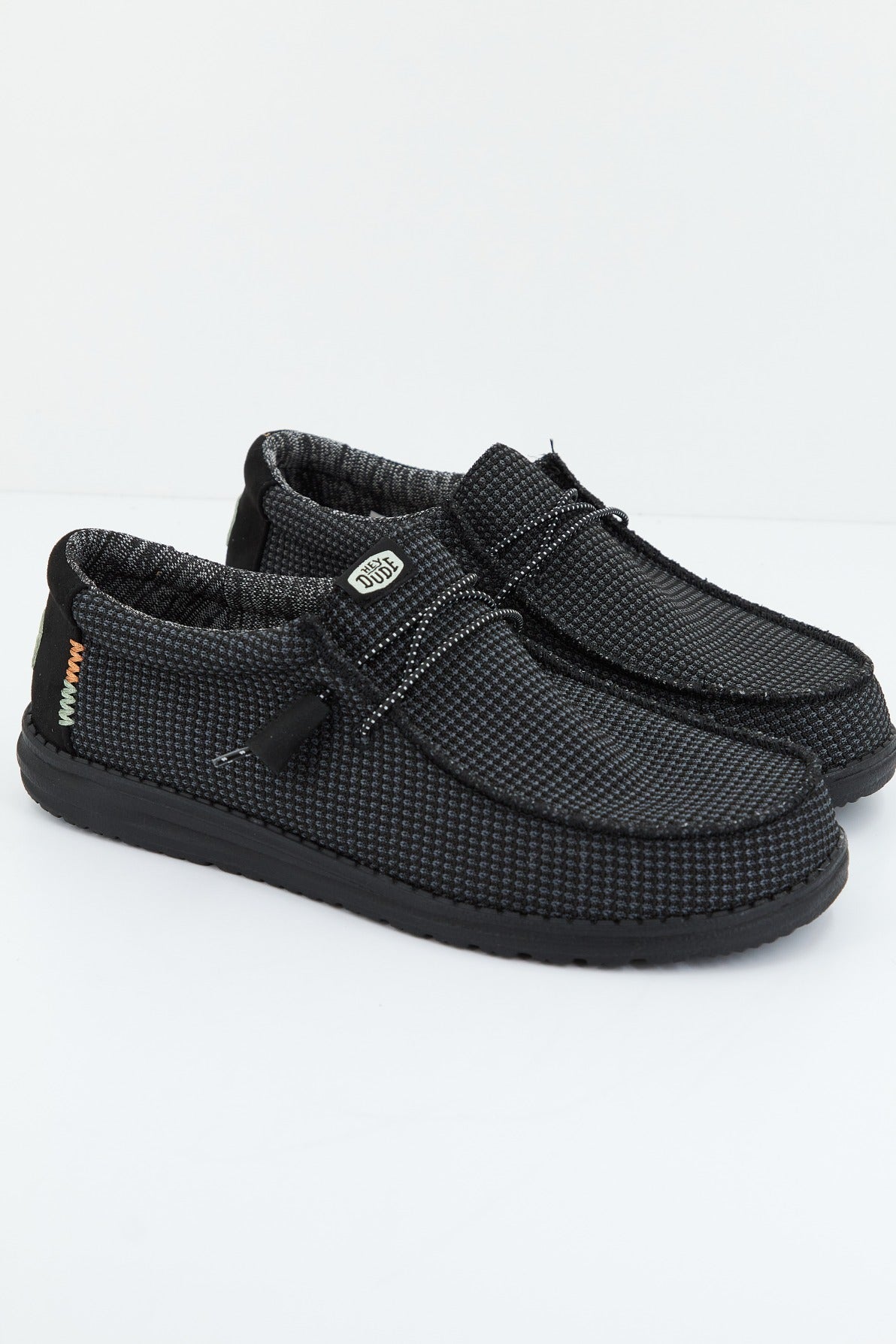 HEY DUDE WALLY SPORT en color NEGRO (2)