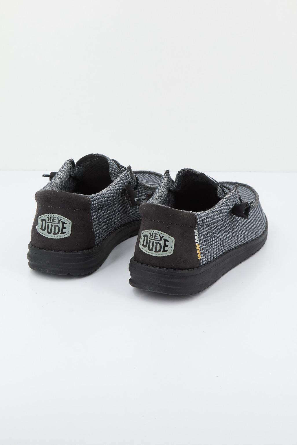 HEY DUDE WALLY SPORT en color GRIS (3)