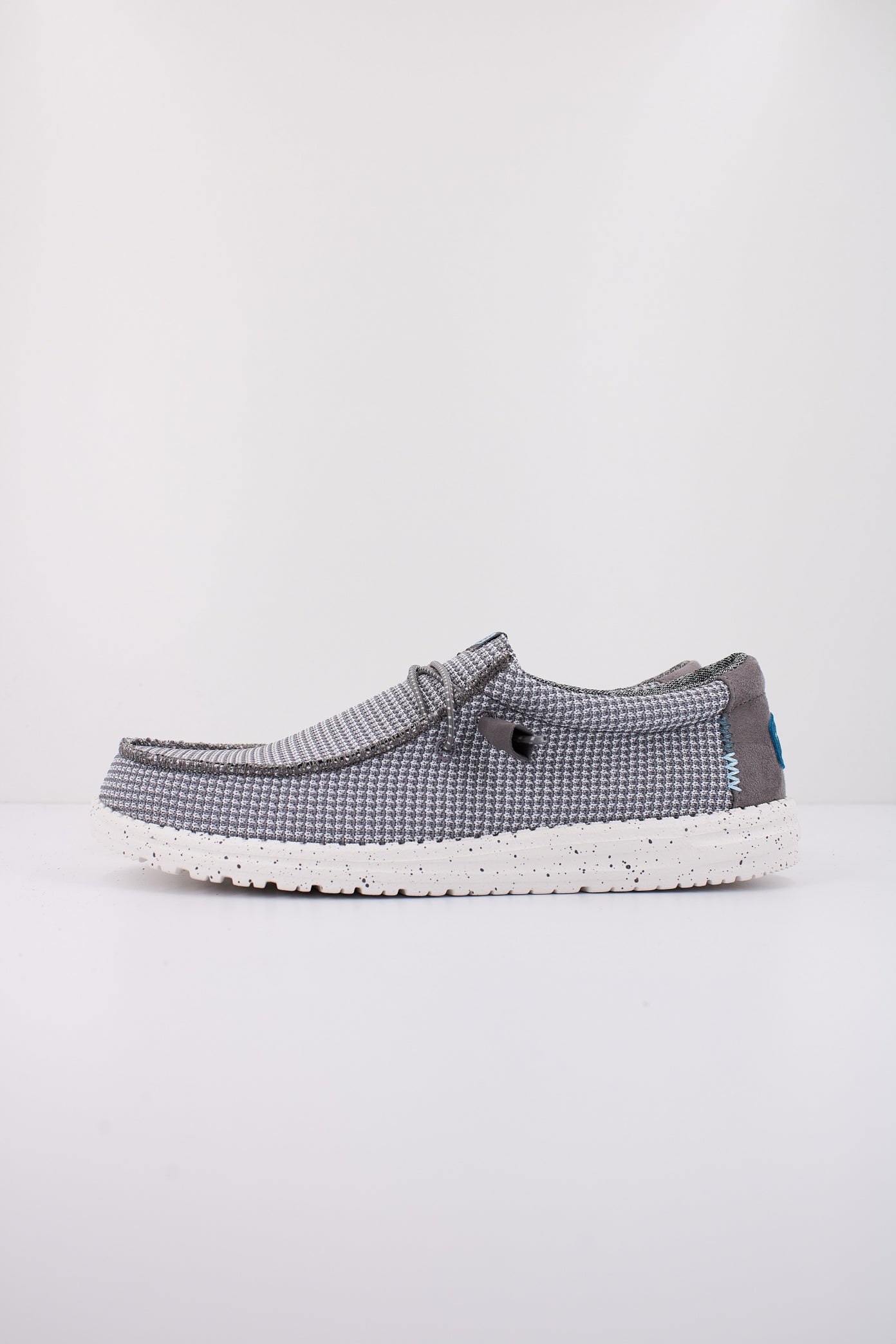 HEY DUDE WALLY SPORT MESH en color GRIS (1)