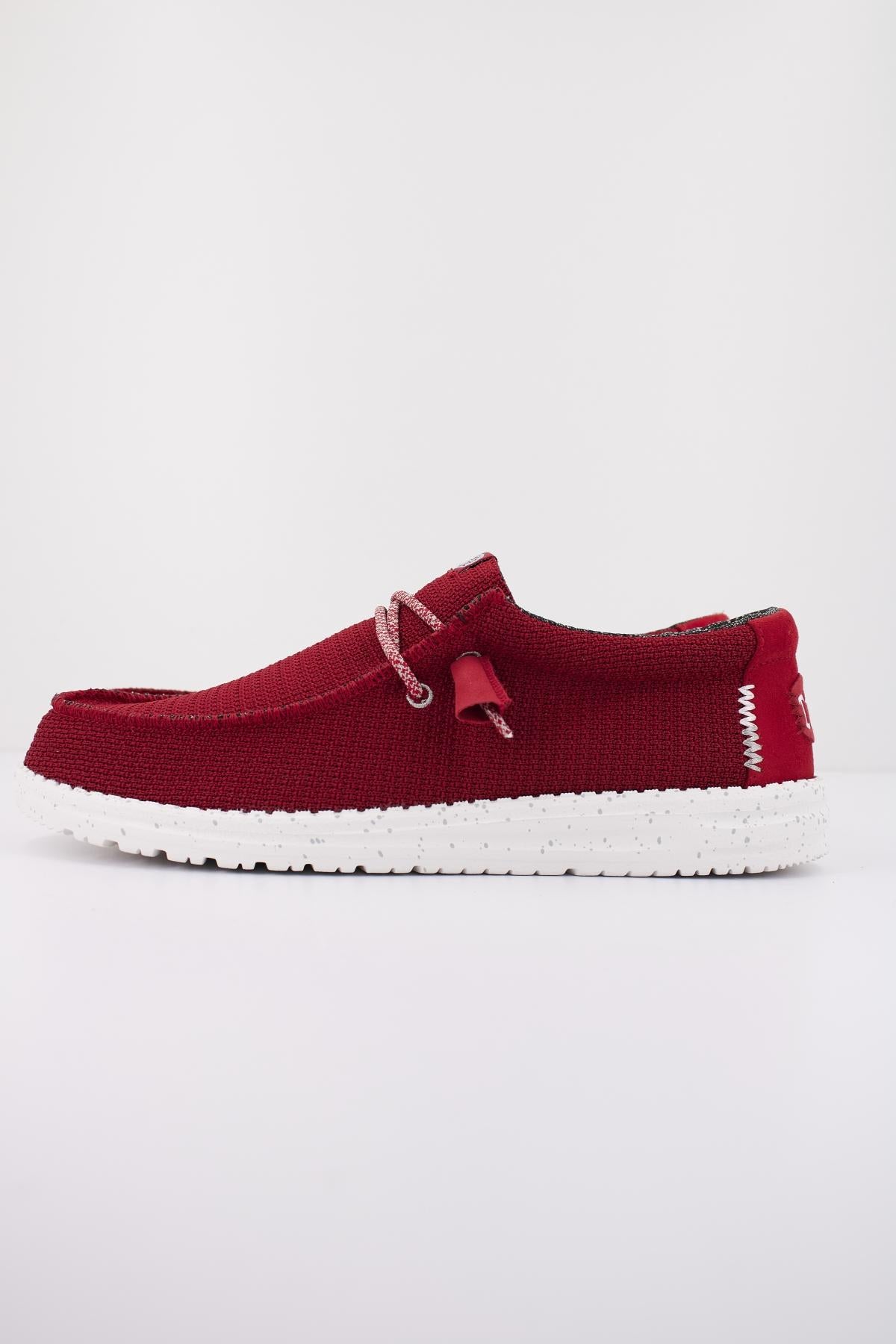 HEY DUDE WALLY SPORT MESH en color ROJO (1)
