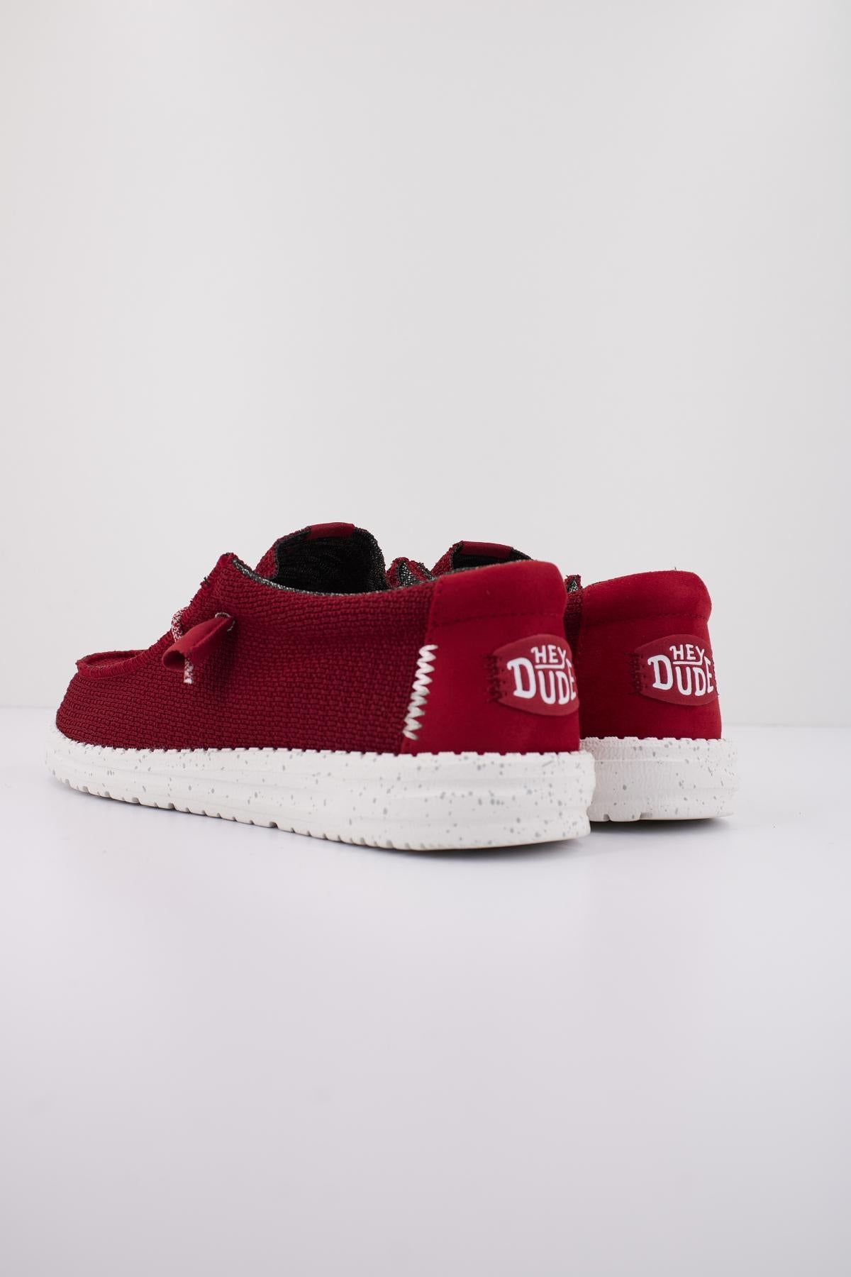HEY DUDE WALLY SPORT MESH en color ROJO (3)