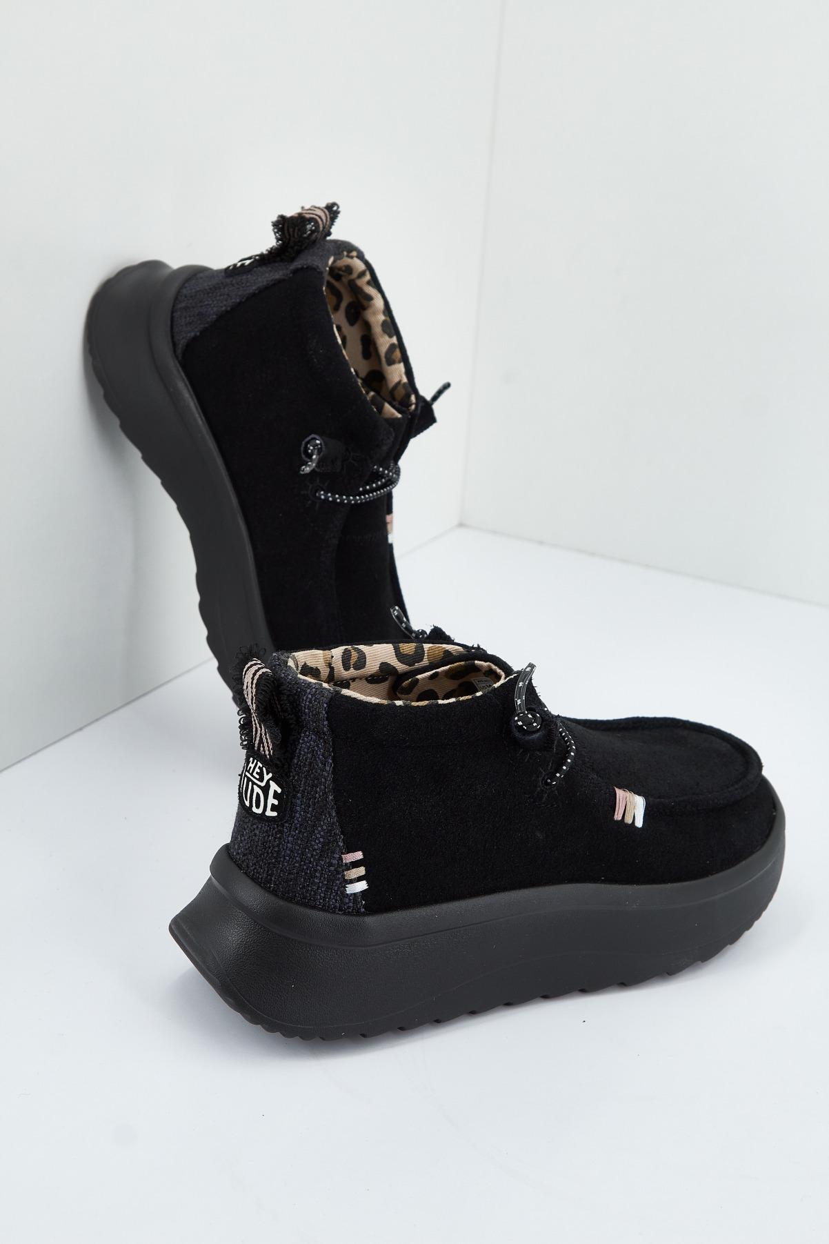 HEY DUDE WENDY PEAK en color NEGRO (4)