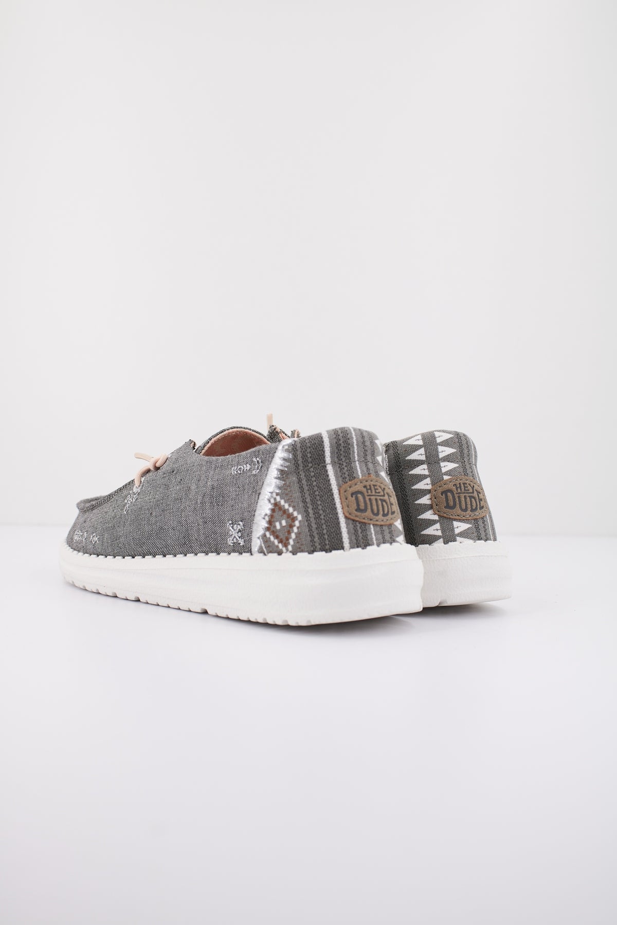 HEY DUDE WENDY BOHO en color GRIS (3)