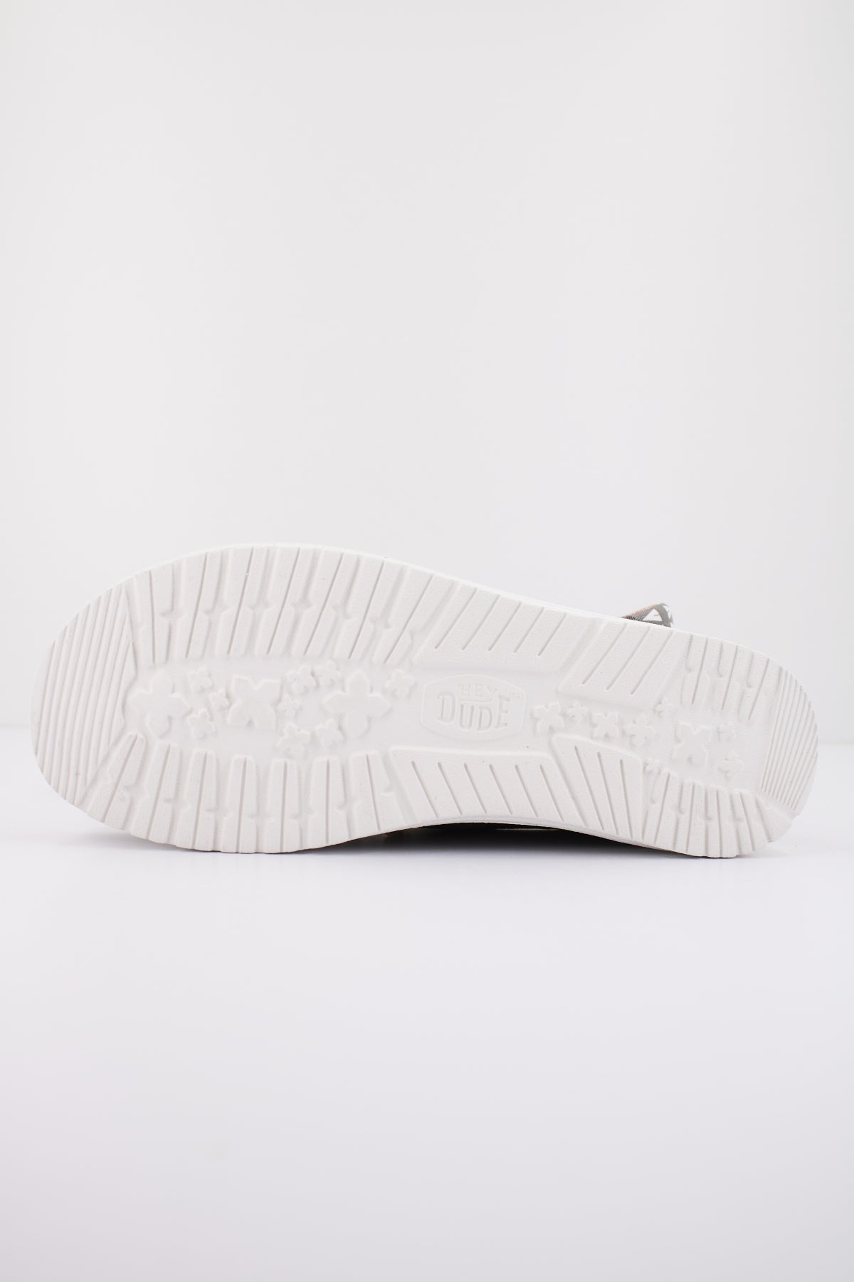 HEY DUDE WENDY BOHO en color GRIS (4)