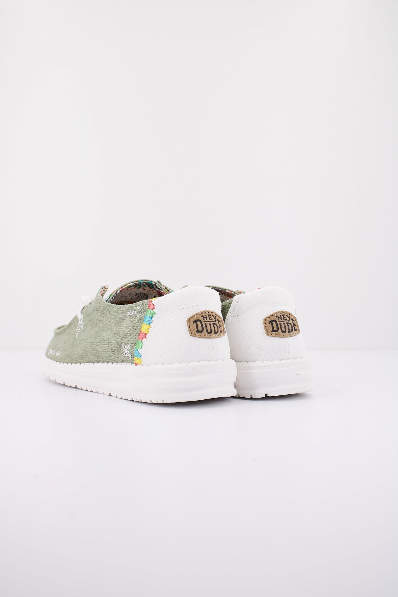 HEY DUDE WENDY BOHO en color VERDE (3)