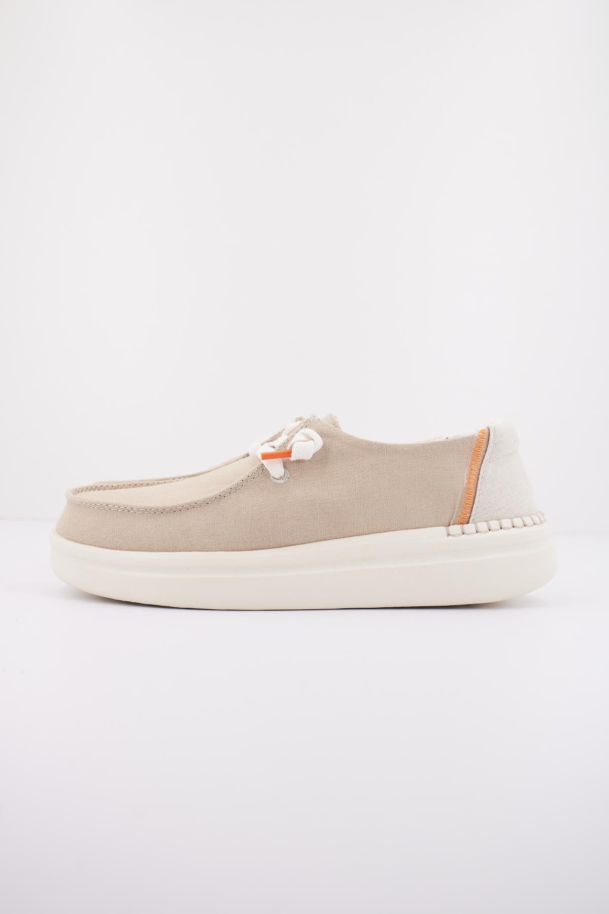 HEY DUDE WENDY RISE LUNAR en color BEIS (1)