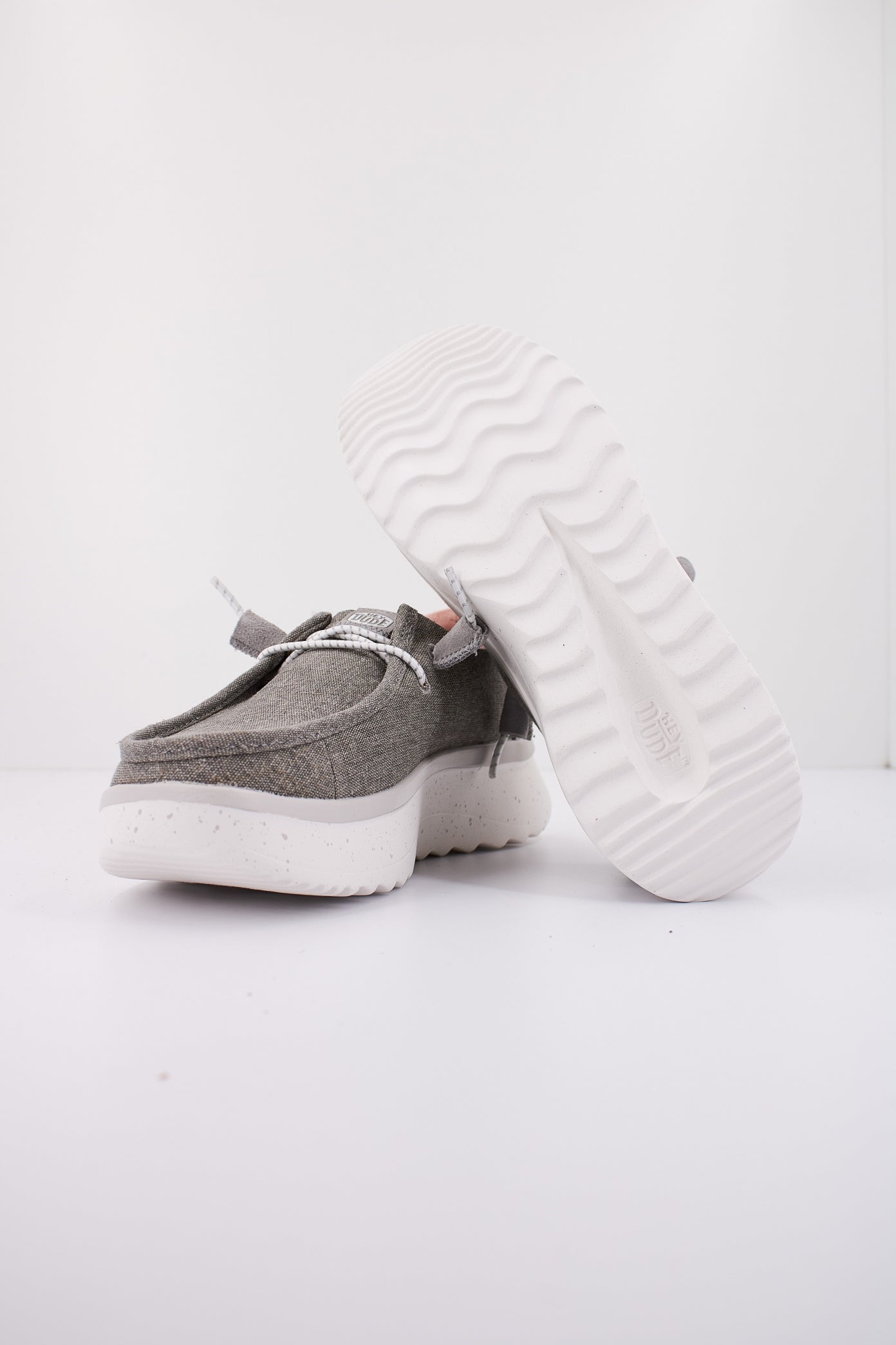 HEY DUDE WENDY PEAK CHAMBRAY en color GRIS (4)