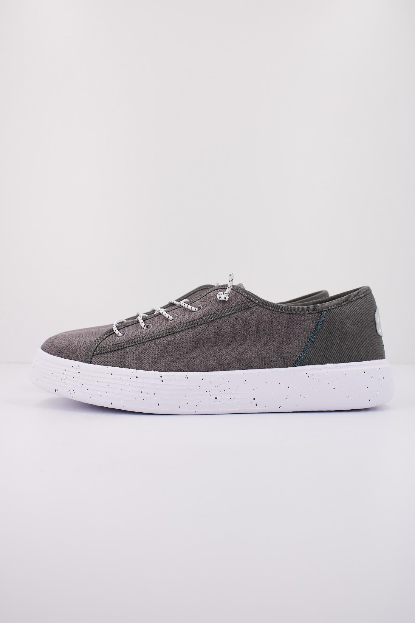 HEY DUDE CODY SPORT MESH en color GRIS (1)