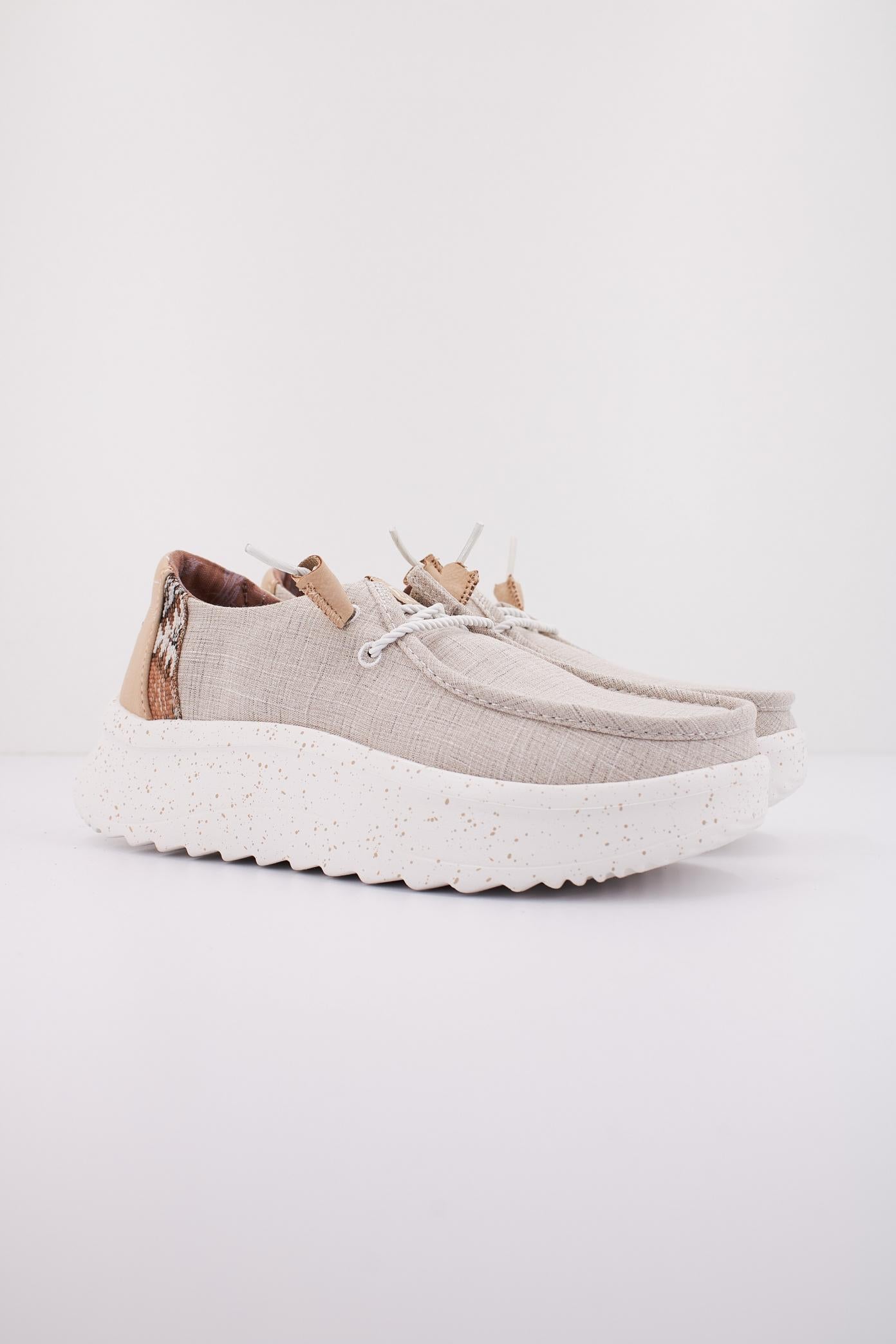 HEY DUDE WENDY PEAK WOVEN en color BEIS (2)