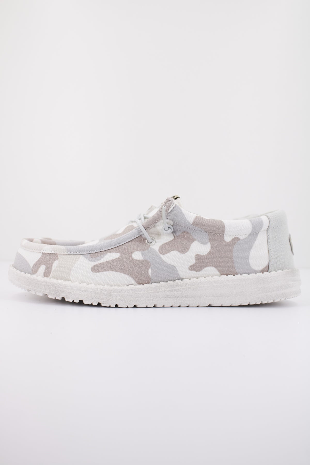 HEY DUDE WALLY WASHED CAMO en color BLANCO (1)