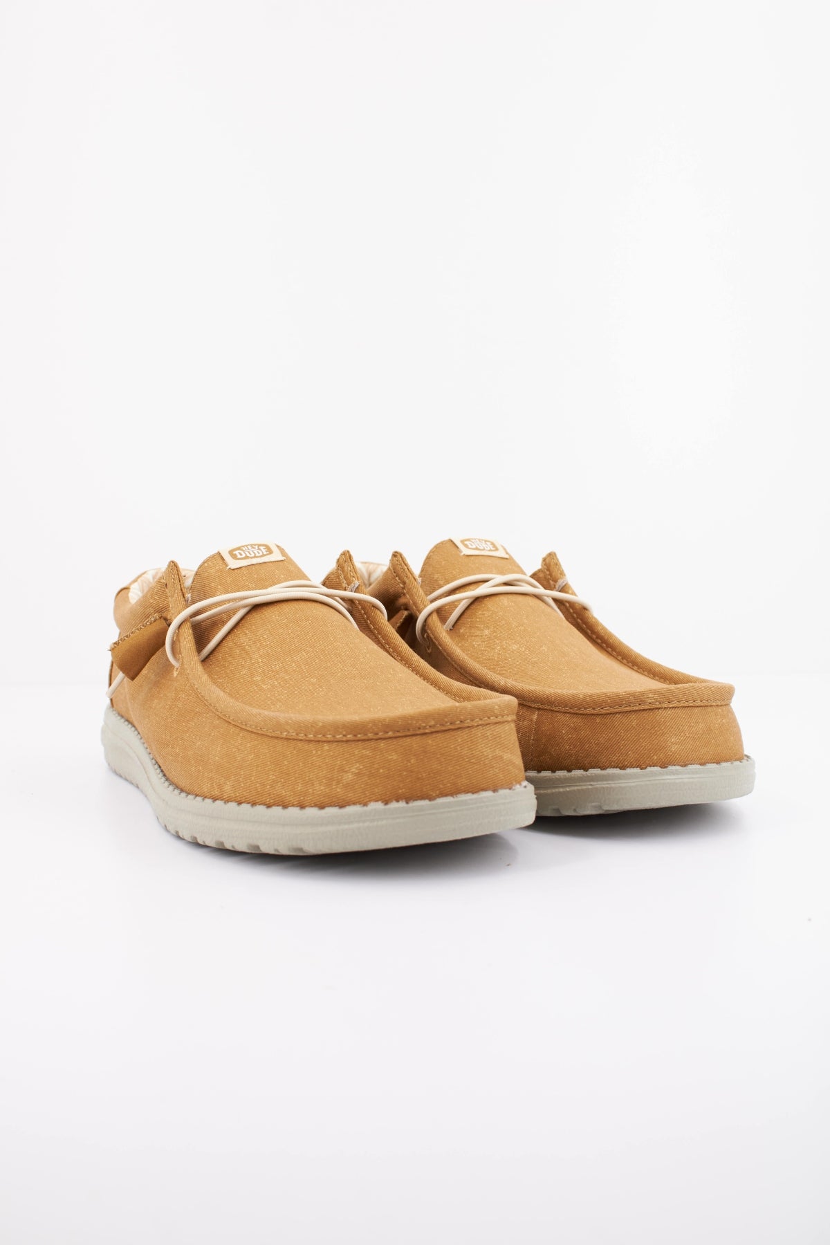 HEY DUDE WALLY STRETCH CANVAS en color MARRON CLARO (2)