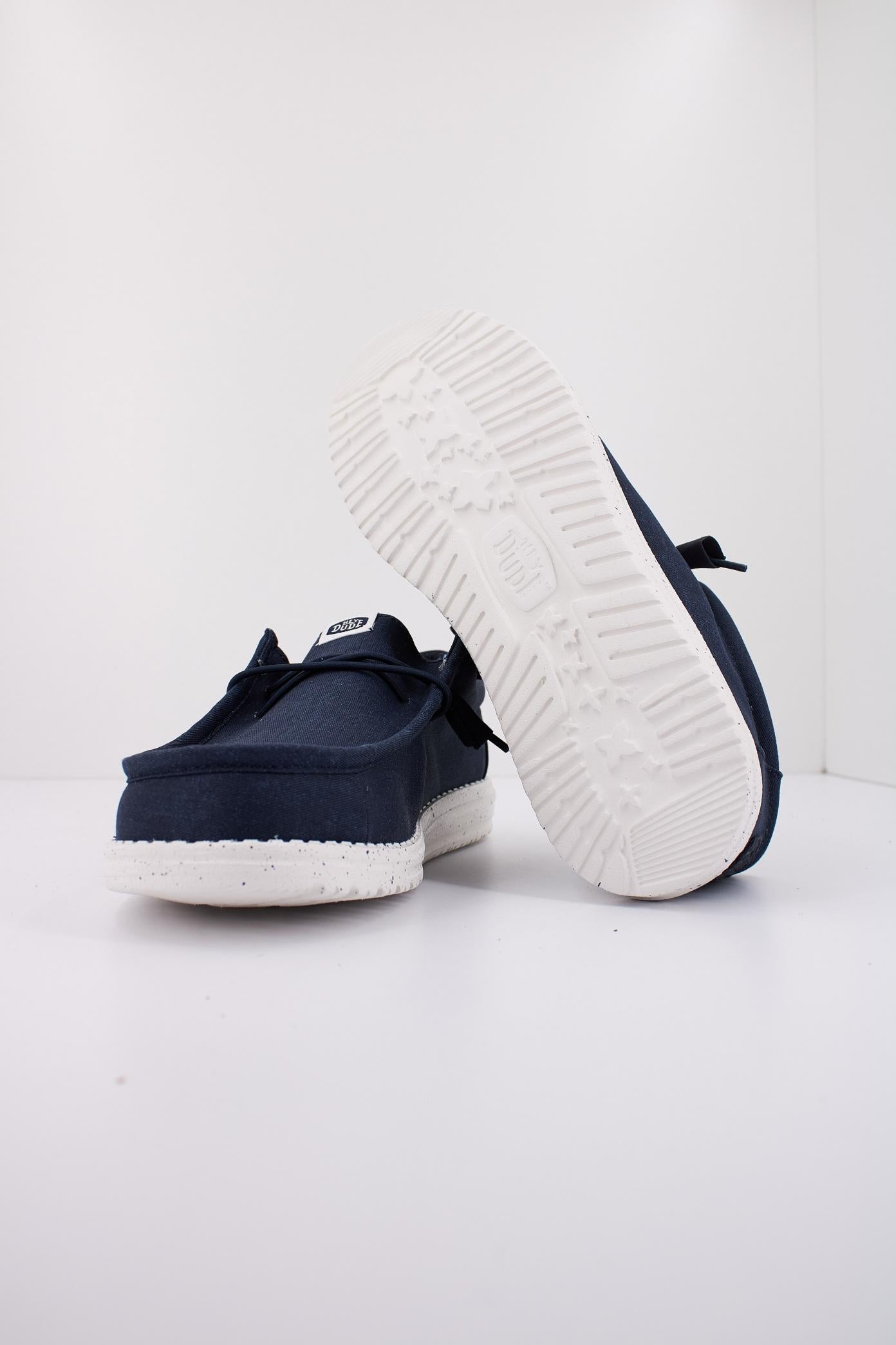 HEY DUDE WALLY STRETCH CANVAS en color AZUL (4)