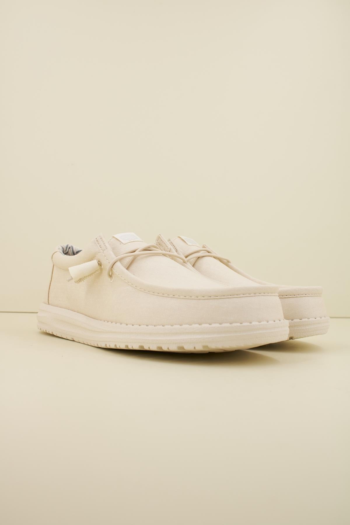HEY DUDE WALLY STRETCH CANVAS en color BLANCO (2)