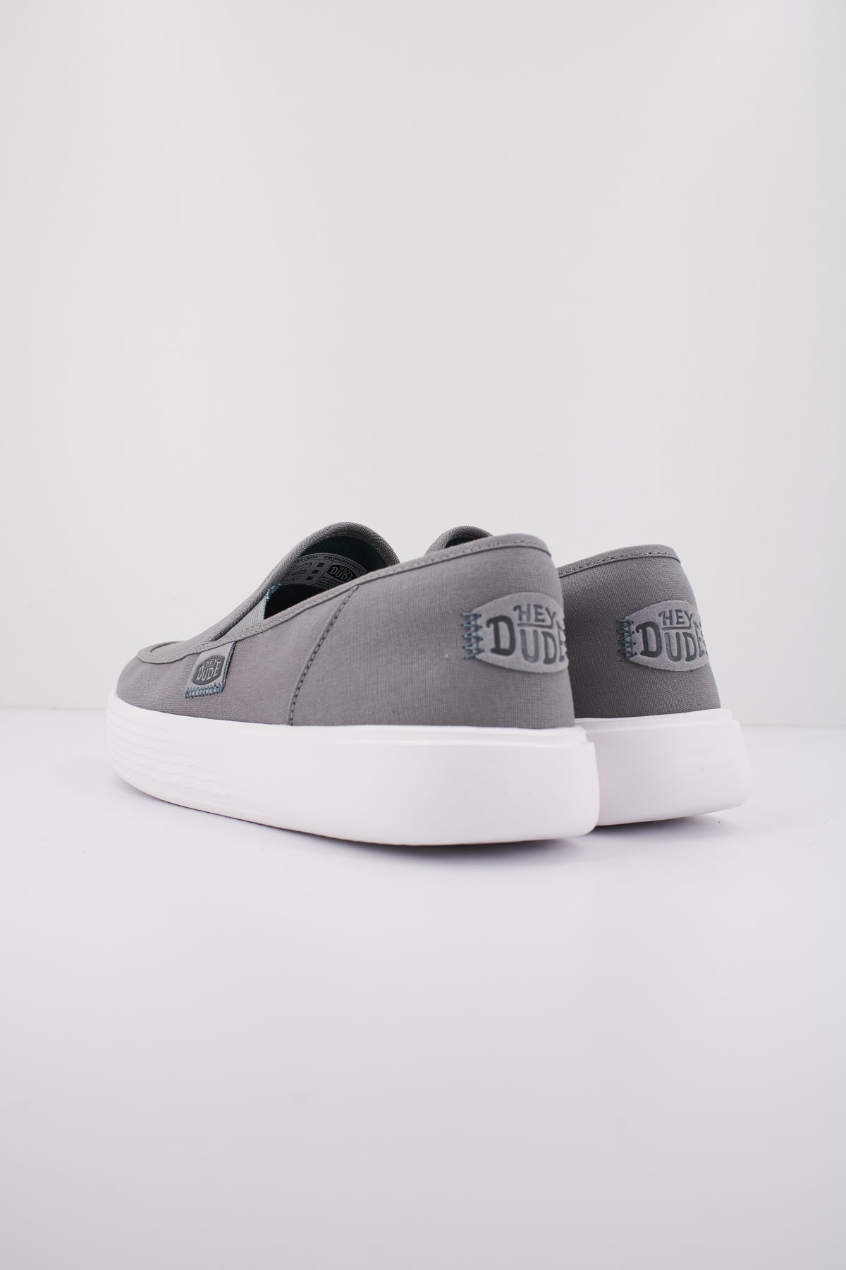 HEY DUDE SUNAPEE M CANVAS en color GRIS (3)