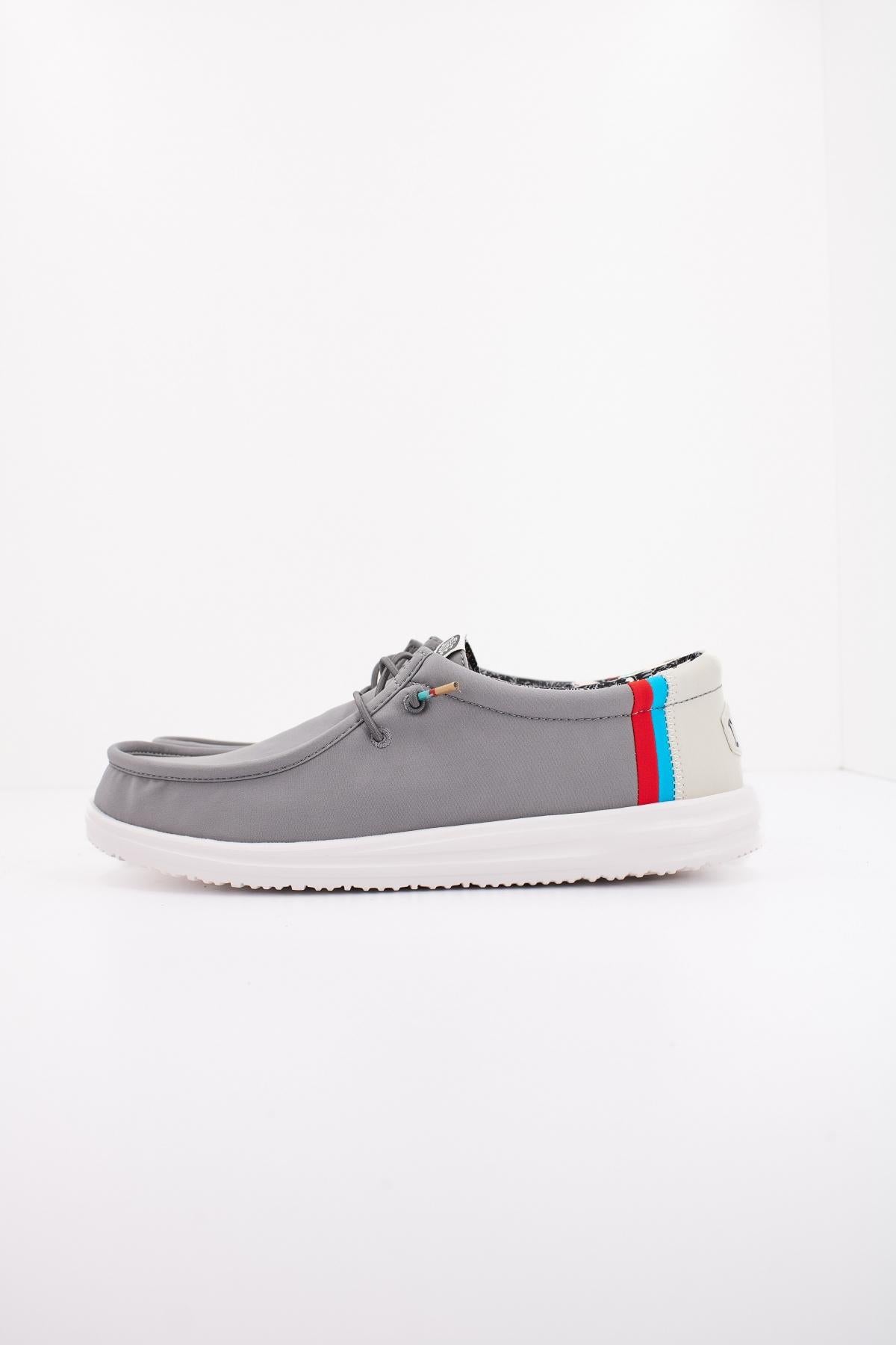 HEY DUDE WALLY HO SURF en color GRIS (1)