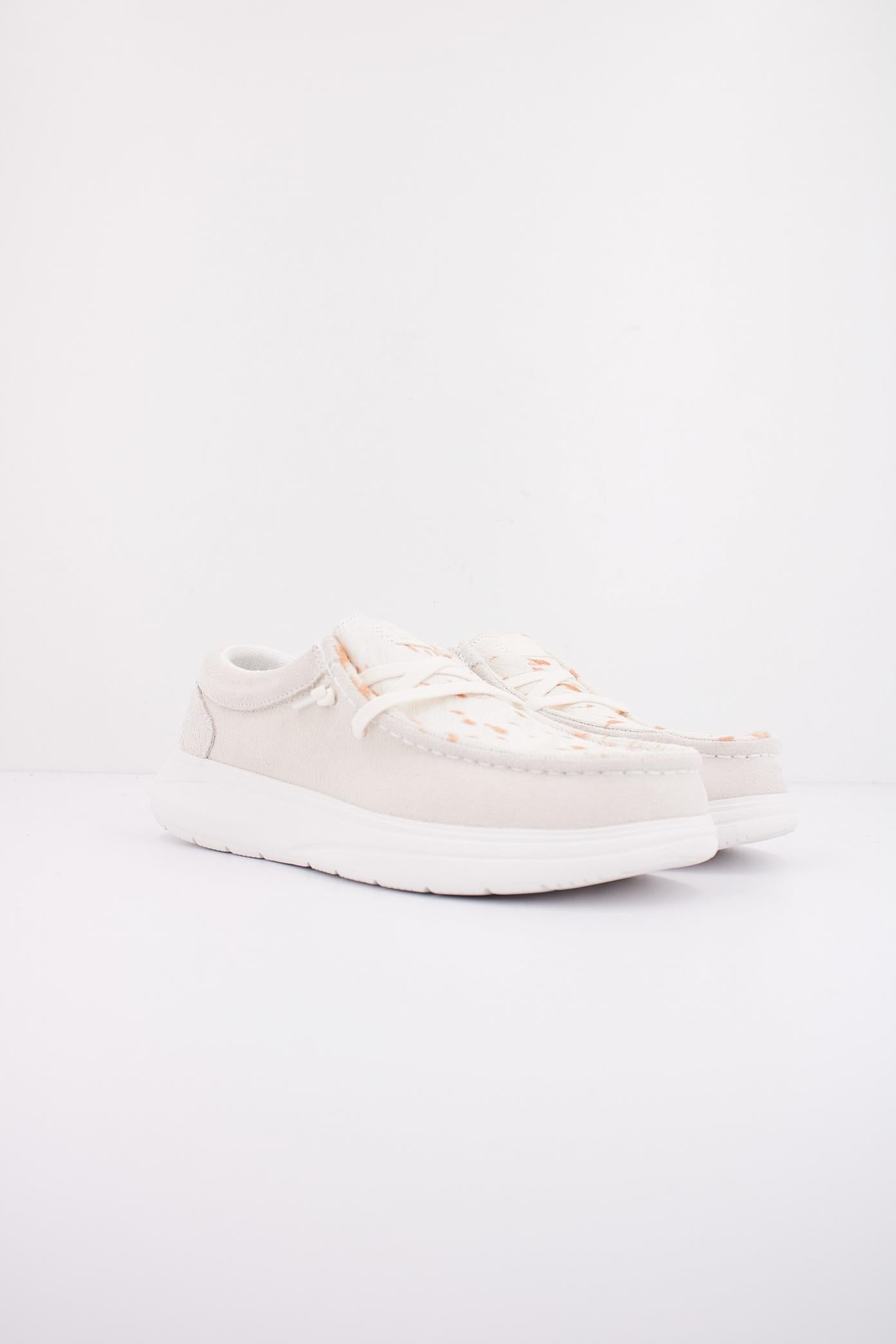 HEY DUDE WENDY X LUXE en color BLANCO (2)