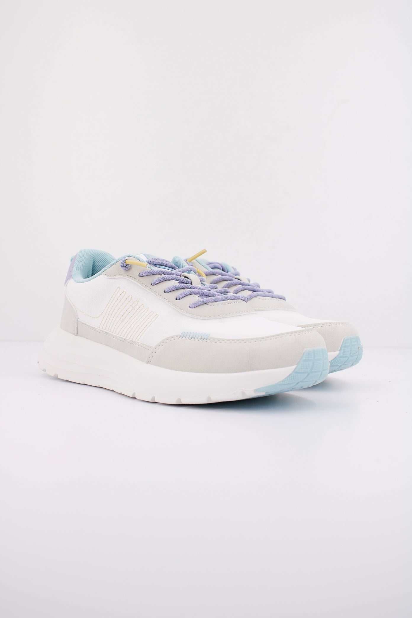 HEY DUDE SIROCCO ALTA W COLORBLOC en color BLANCO (2)