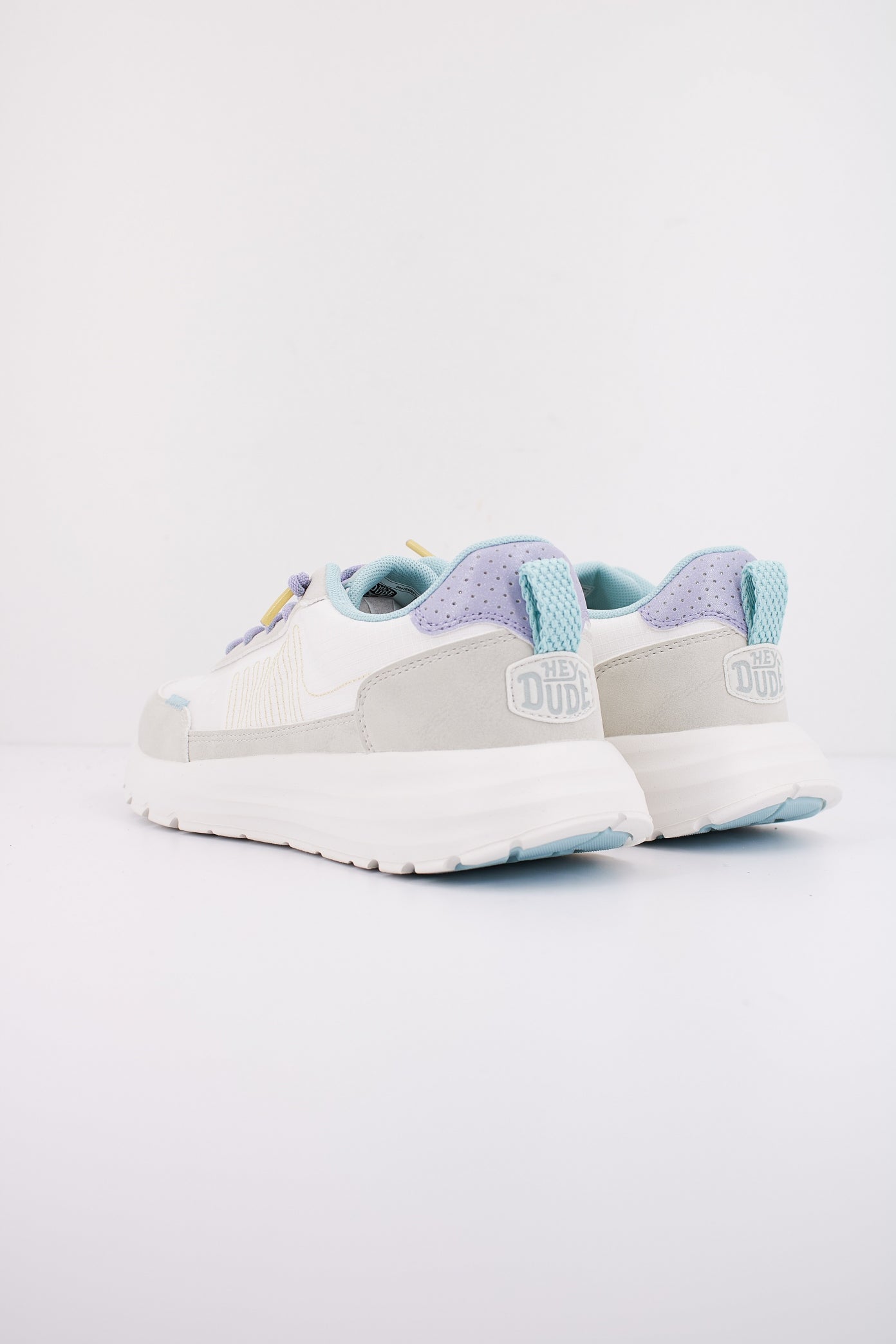 HEY DUDE SIROCCO ALTA W COLORBLOC en color BLANCO (4)