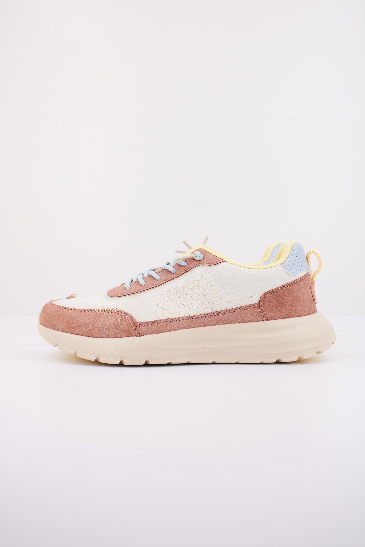 HEY DUDE SIROCCO ALTA W COLORBLOC en color MARRON CLARO (1)
