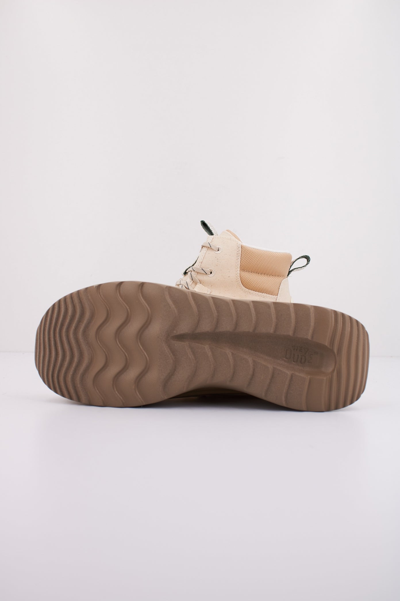 HEY DUDE WENDY APRES COATED TWILL en color BEIS (5)