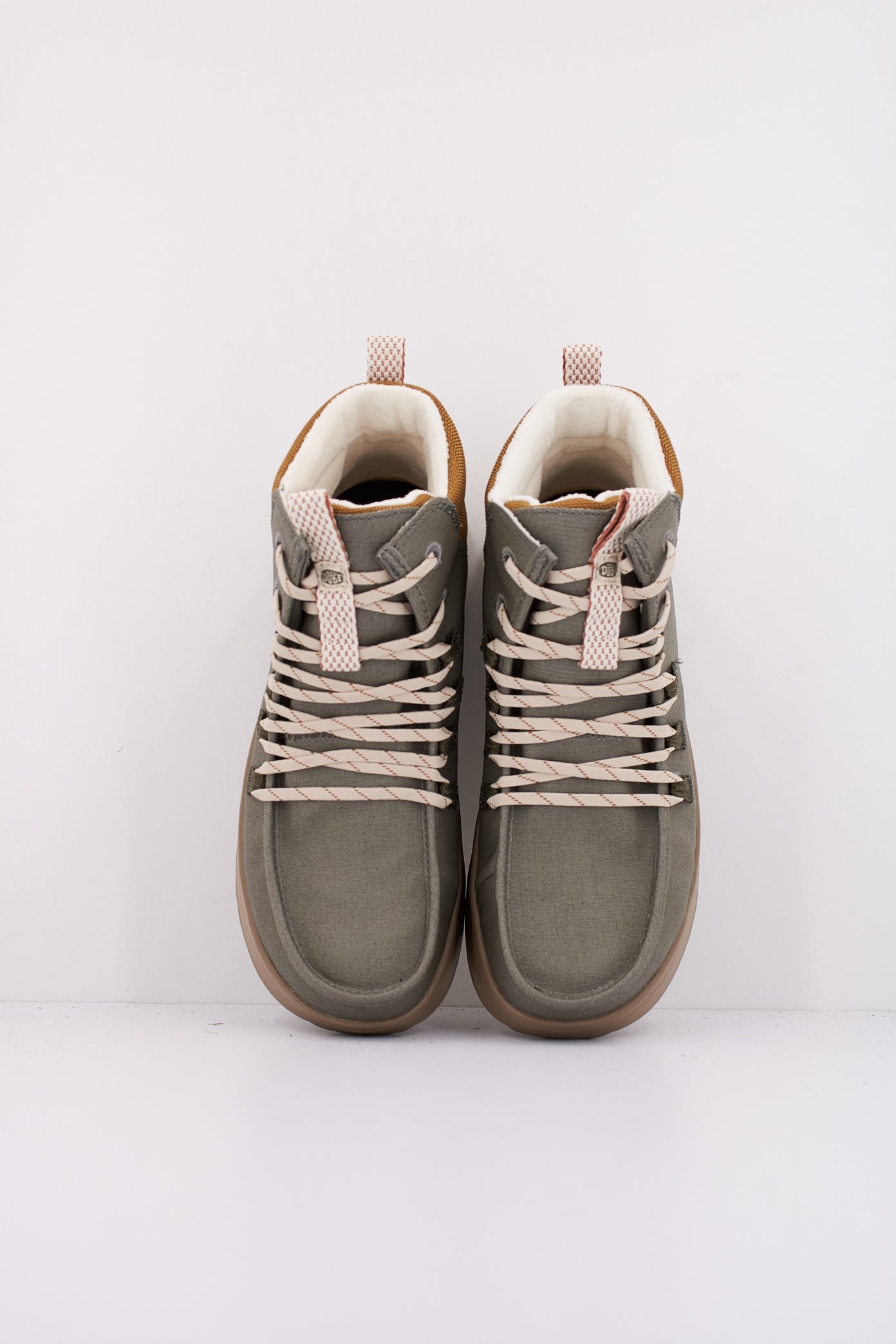 HEY DUDE WENDY APRES COATED TWILL en color VERDE (3)