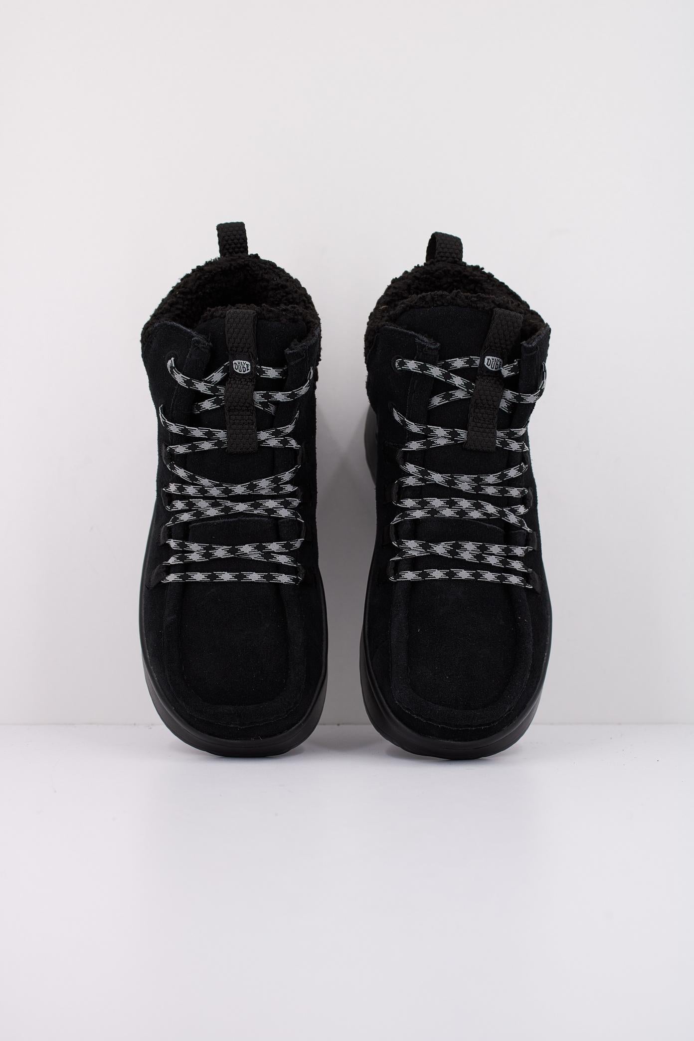 HEY DUDE WENDY APRES SUEDE COZY en color NEGRO (3)