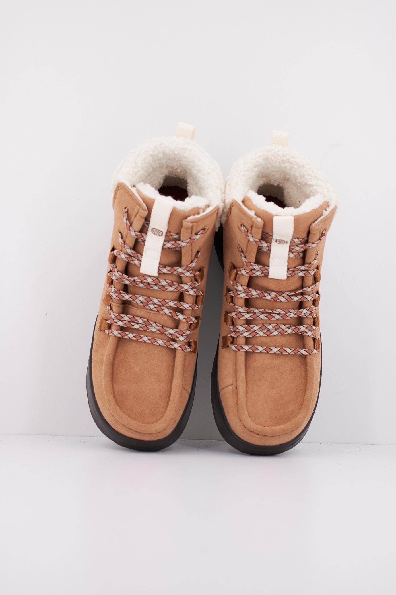 HEY DUDE WENDY APRES SUEDE COZY en color MARRON CLARO (3)