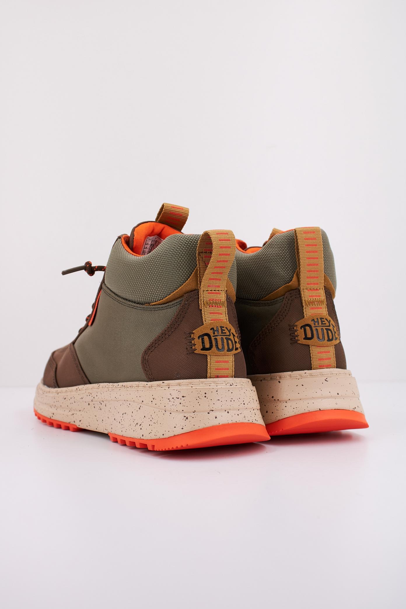 HEY DUDE TAHONE NYLON en color MARRON (4)