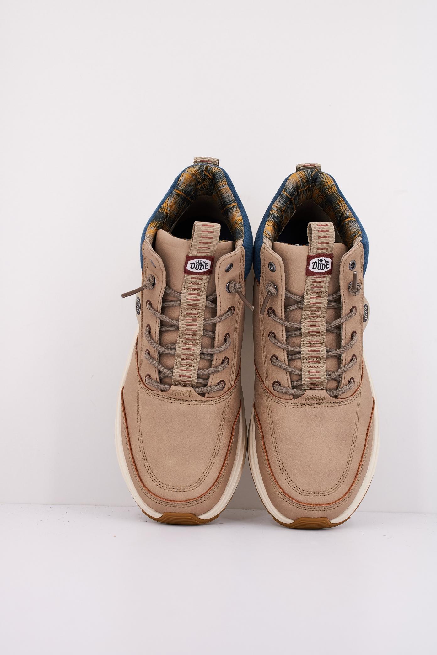 HEY DUDE TAHOE CLASSIC en color MARRON CLARO (3)