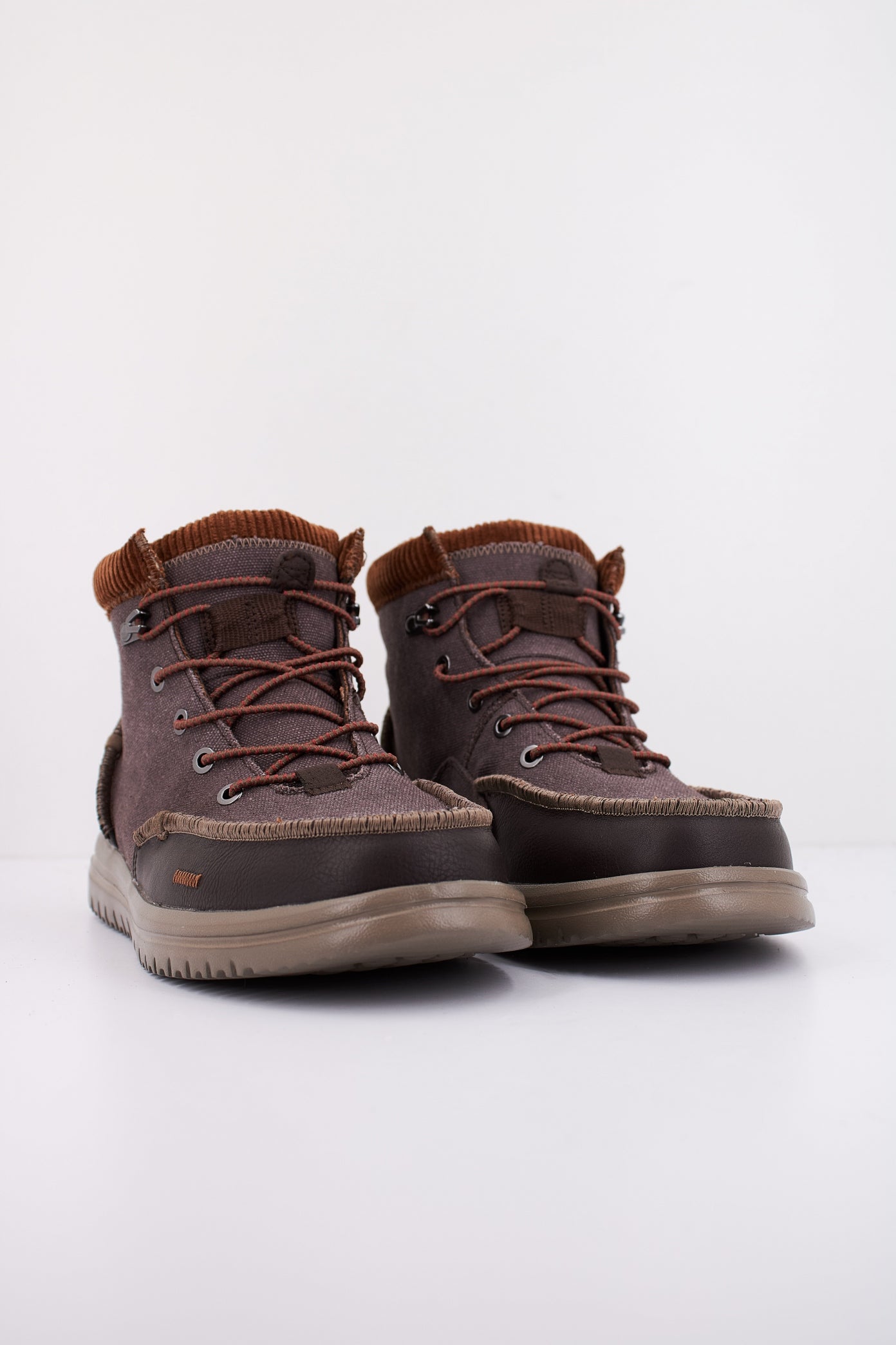 HEY DUDE BRADLEY CORDUROY COLLAR en color MARRON (2)