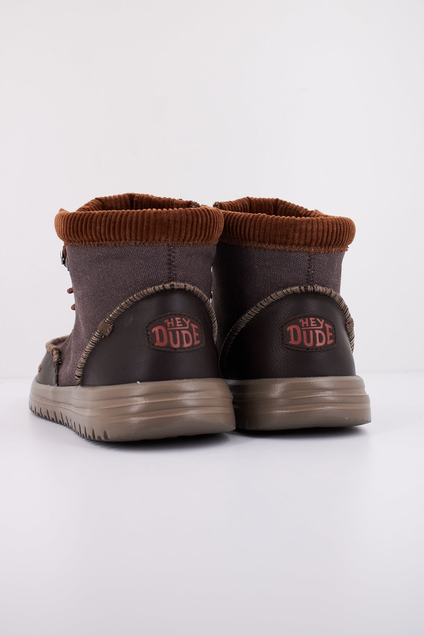 HEY DUDE BRADLEY CORDUROY COLLAR en color MARRON (4)