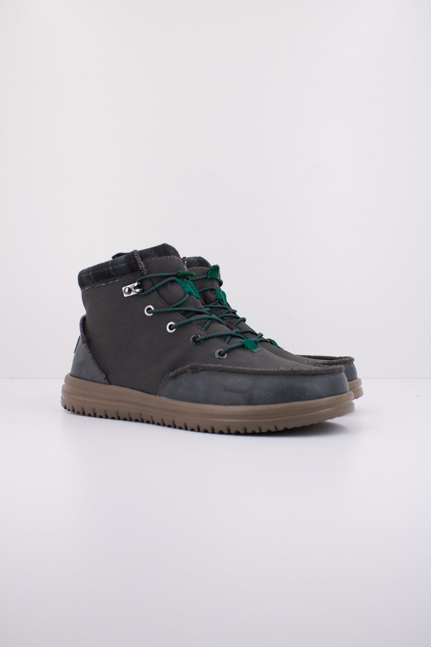 HEY DUDE BRADLEY CLASSIC en color GRIS (2)
