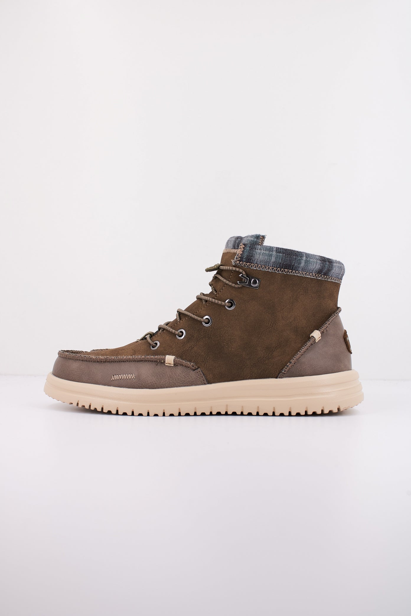 HEY DUDE BRADLEY CLASSIC en color VERDE (1)