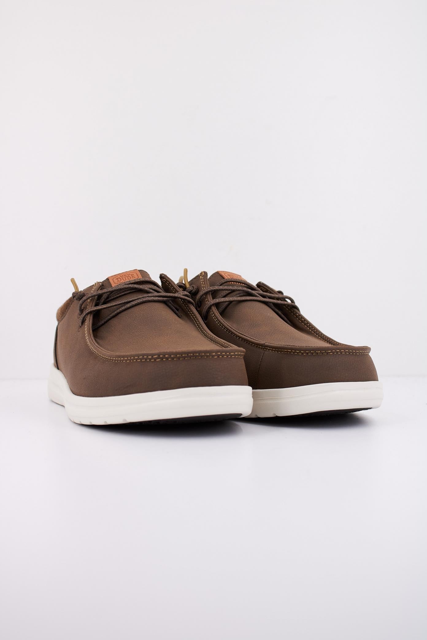 HEY DUDE PAUL CLASSIC en color MARRON (2)