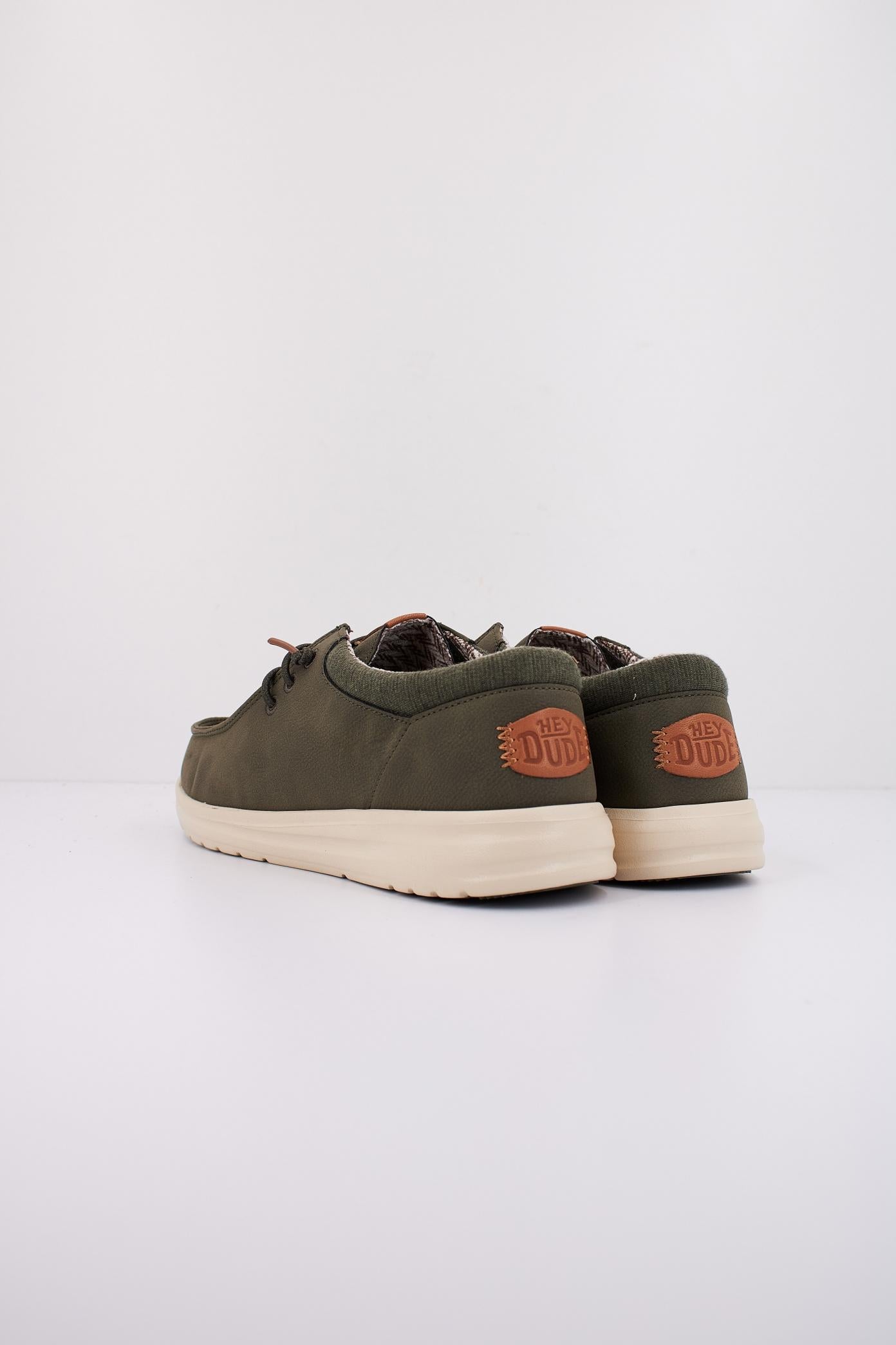 HEY DUDE PAUL CLASSIC en color VERDE (4)