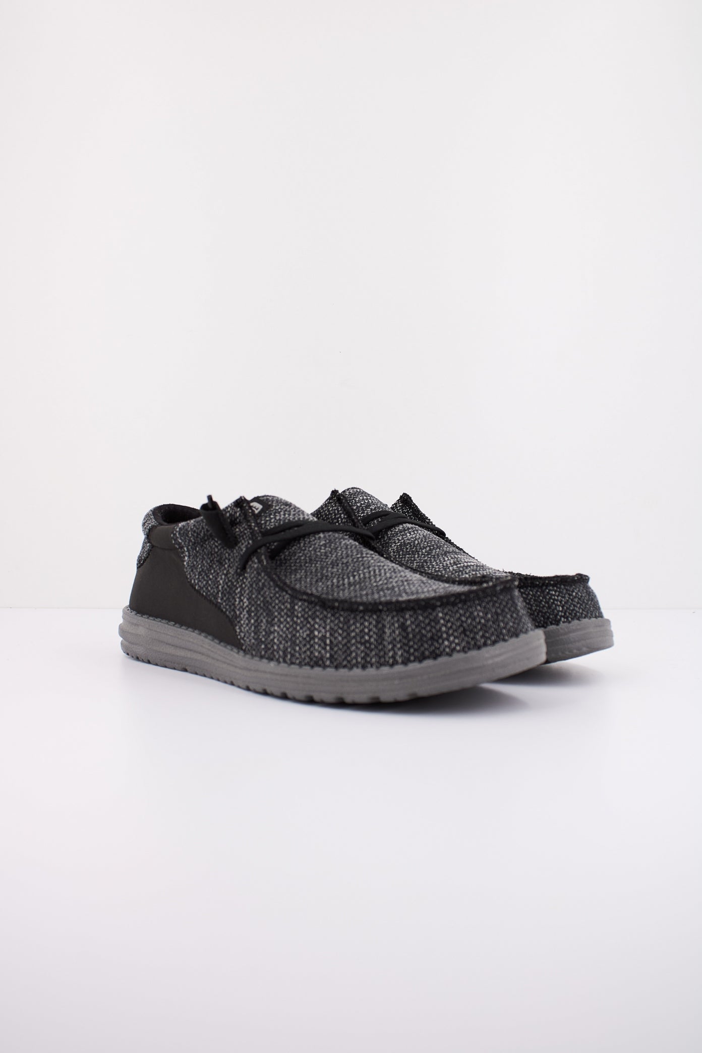 HEY DUDE WALLY STITCH FLECKED en color NEGRO (2)
