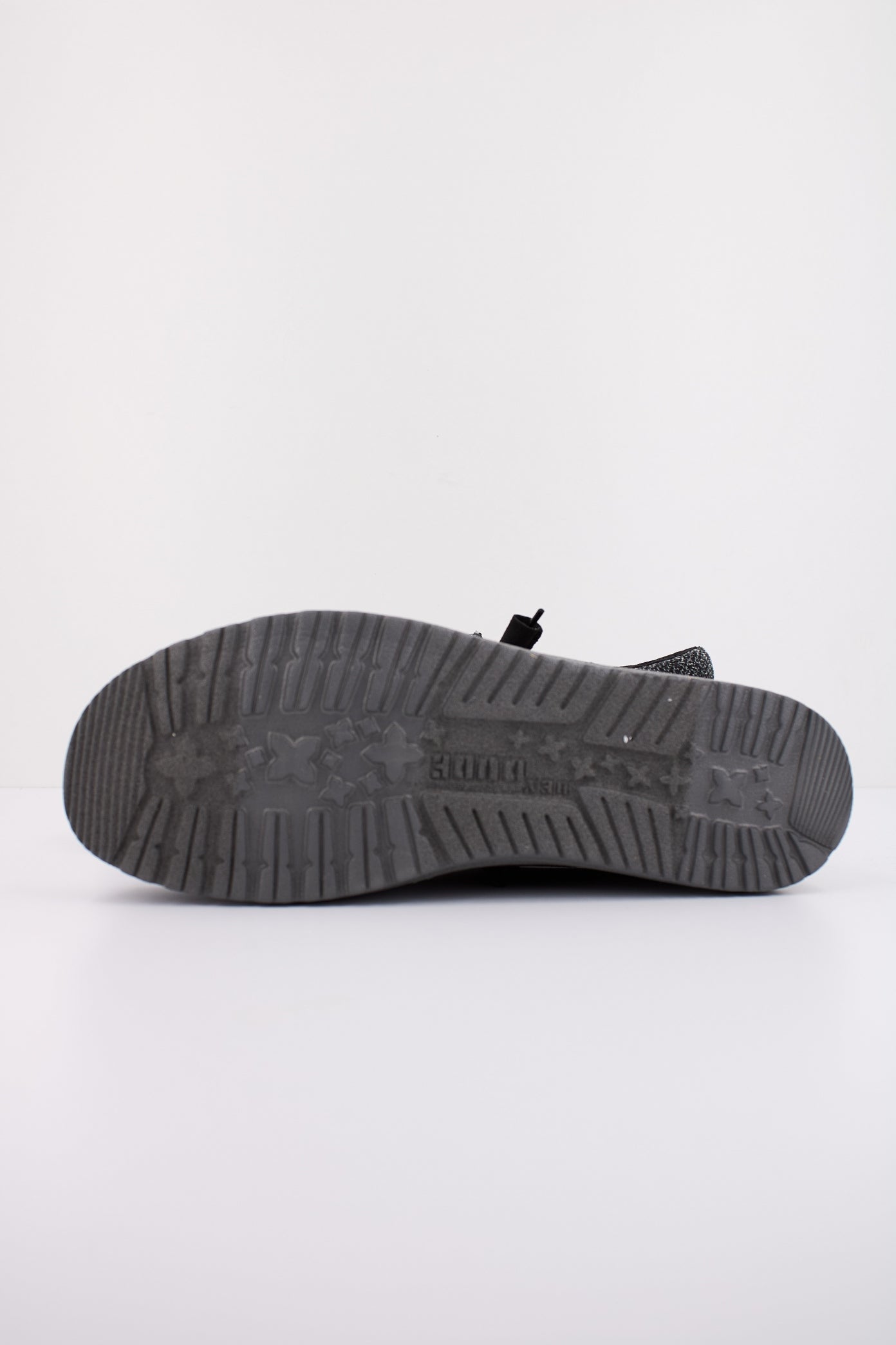HEY DUDE WALLY STITCH FLECKED en color NEGRO (5)