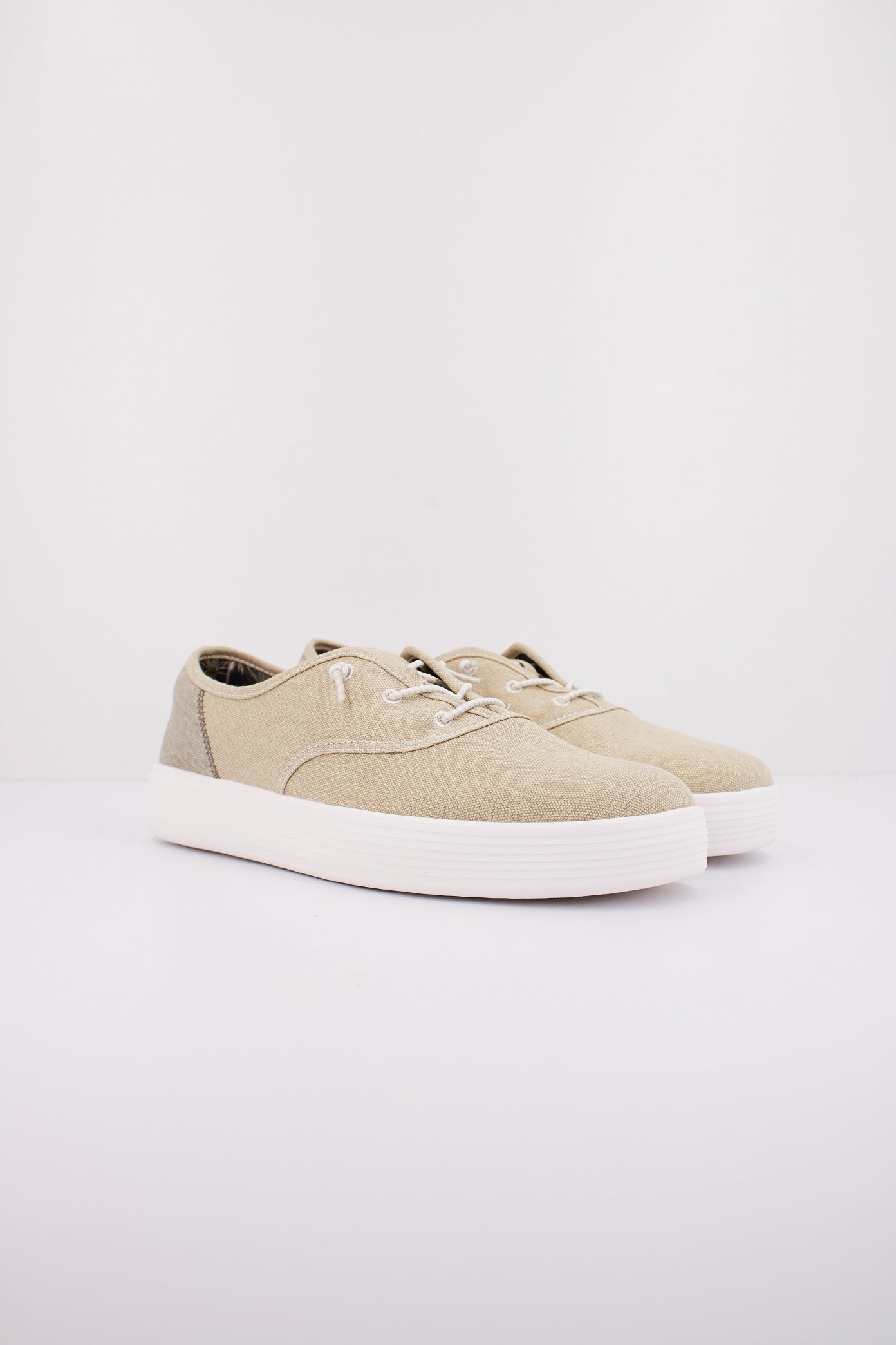 HEY DUDE CONWAY CRAFT LINEN en color BLANCO (2)