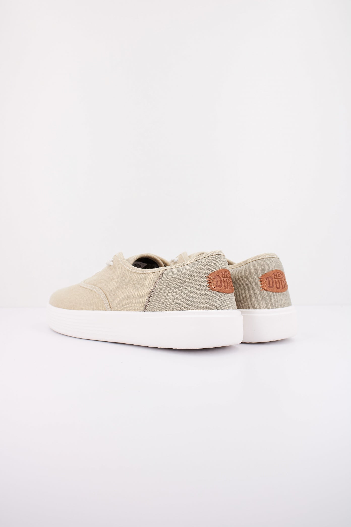 HEY DUDE CONWAY CRAFT LINEN en color BLANCO (4)