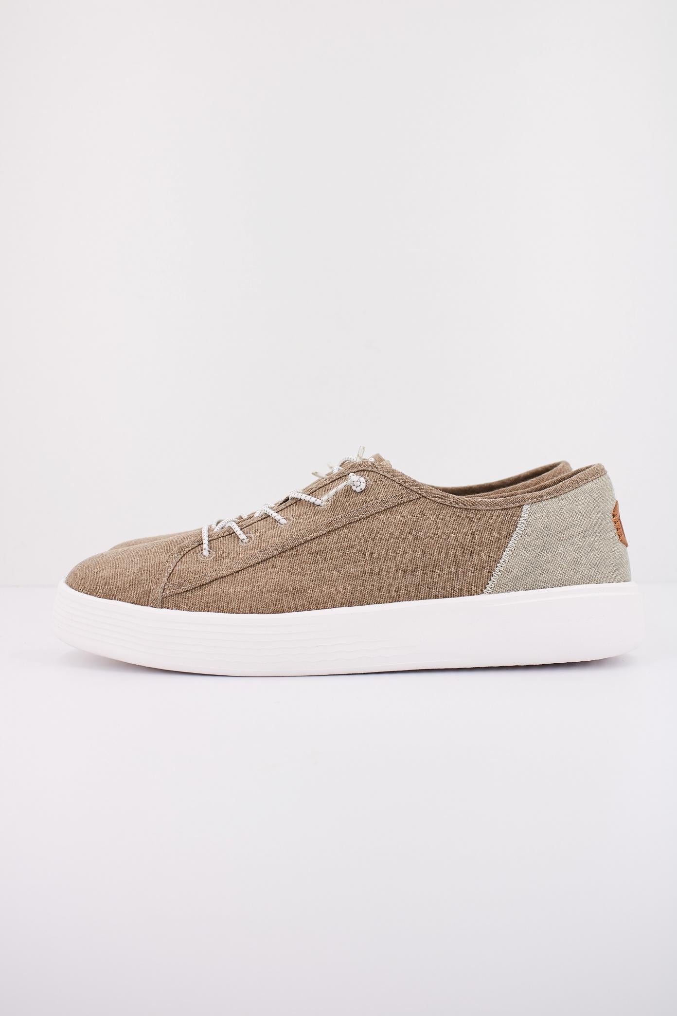 HEY DUDE CODY CRAFT LINEN en color MARRON CLARO (1)