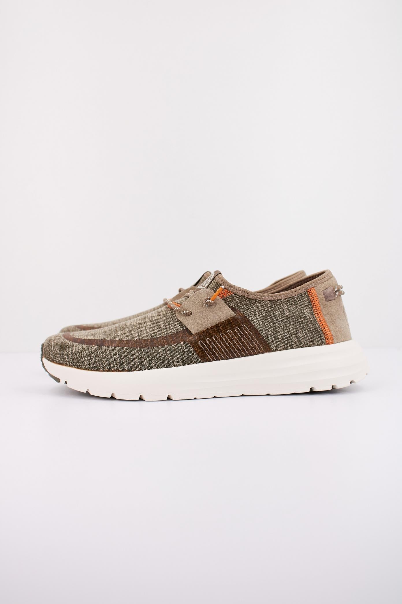 HEY DUDE SIROCCO DUAL KNIT en color VERDE (1)