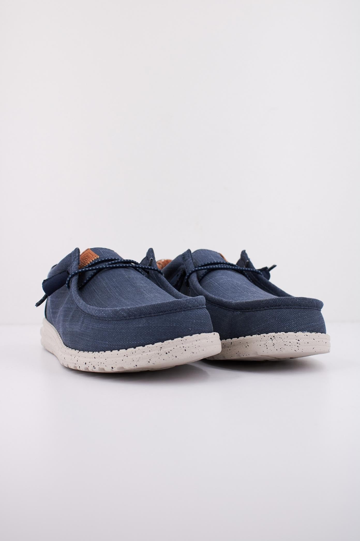 HEY DUDE WALLY WASHED CANVAS en color AZUL (2)