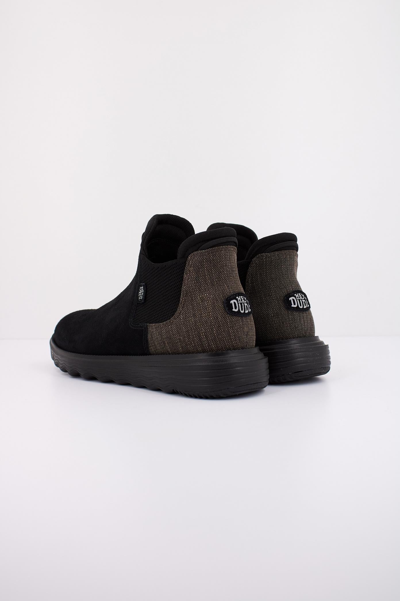 HEY DUDE BRANSON BOOT SUEDE en color NEGRO (4)