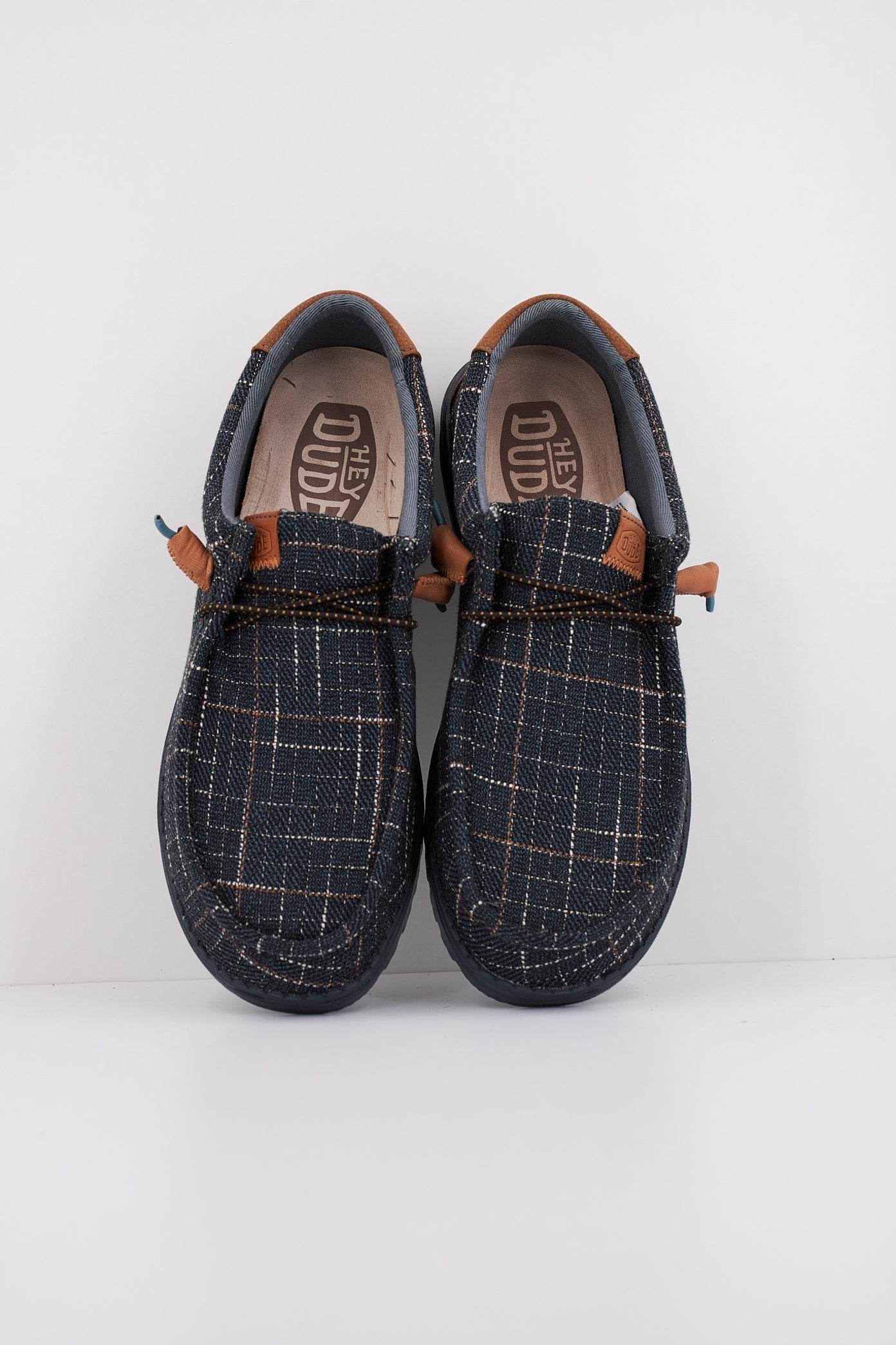 HEY DUDE WALLY PLAID en color AZUL (3)