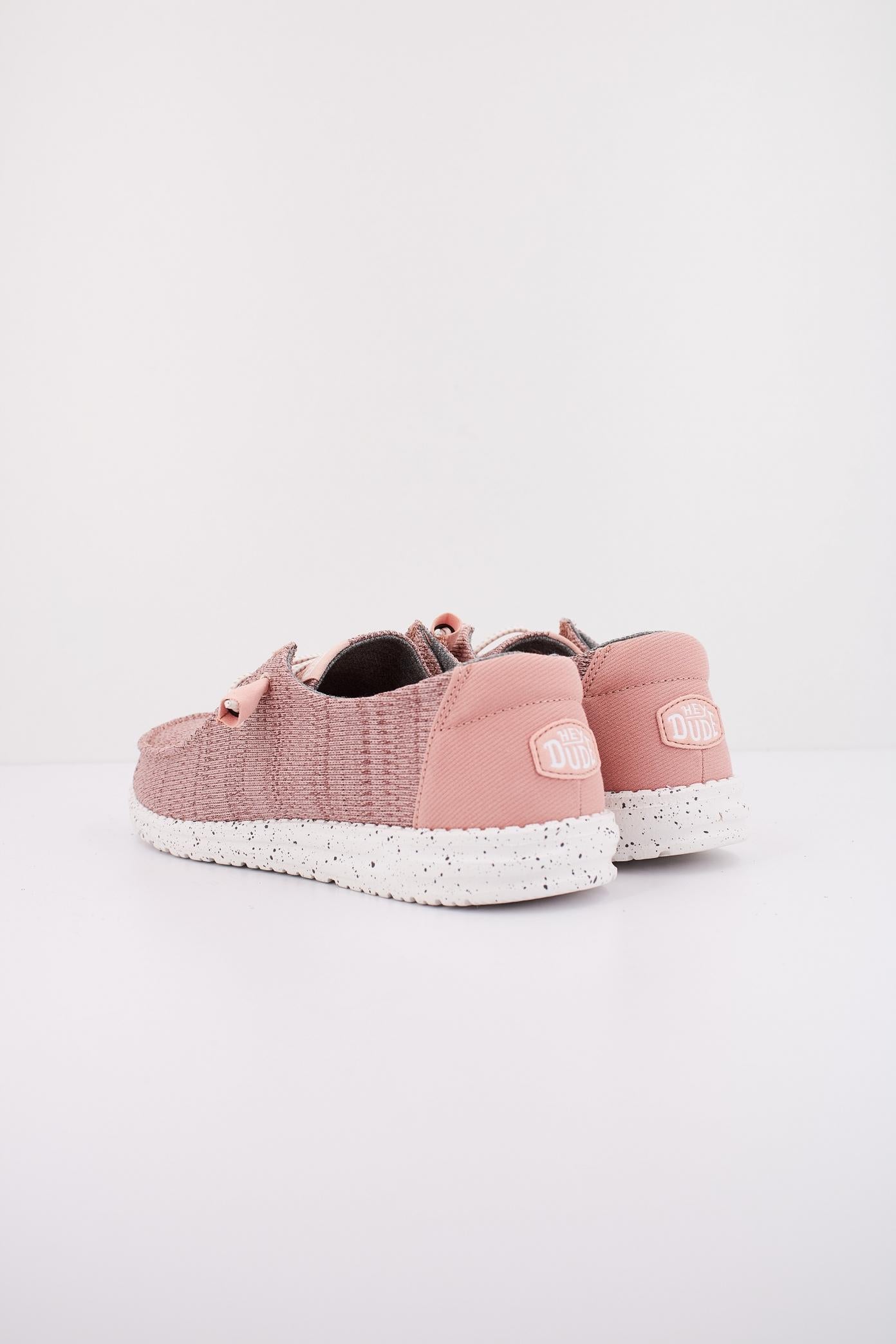 HEY DUDE WENDY SPORT MESH en color ROSA (4)