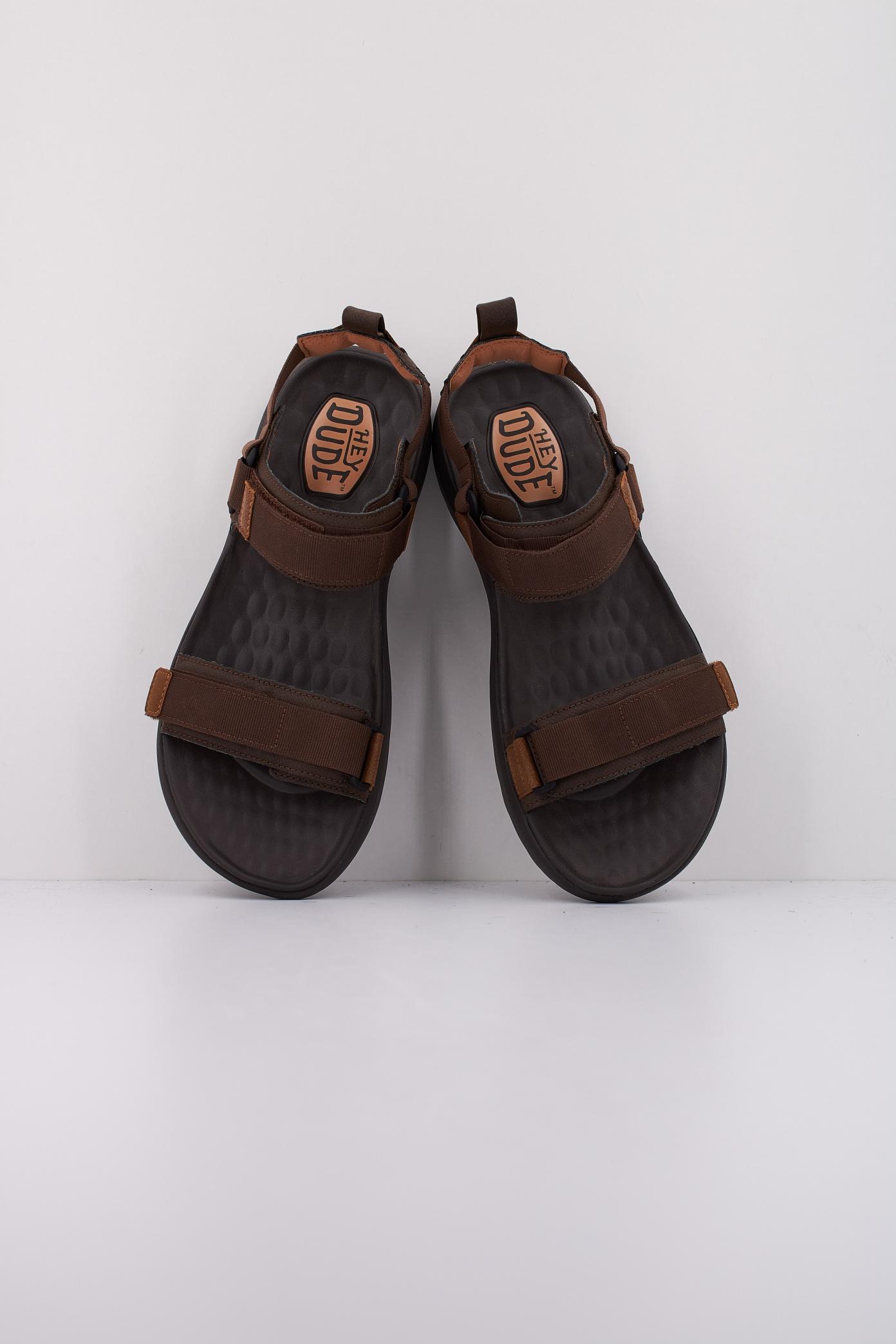 HEY DUDE COLLINS en color MARRON (3)