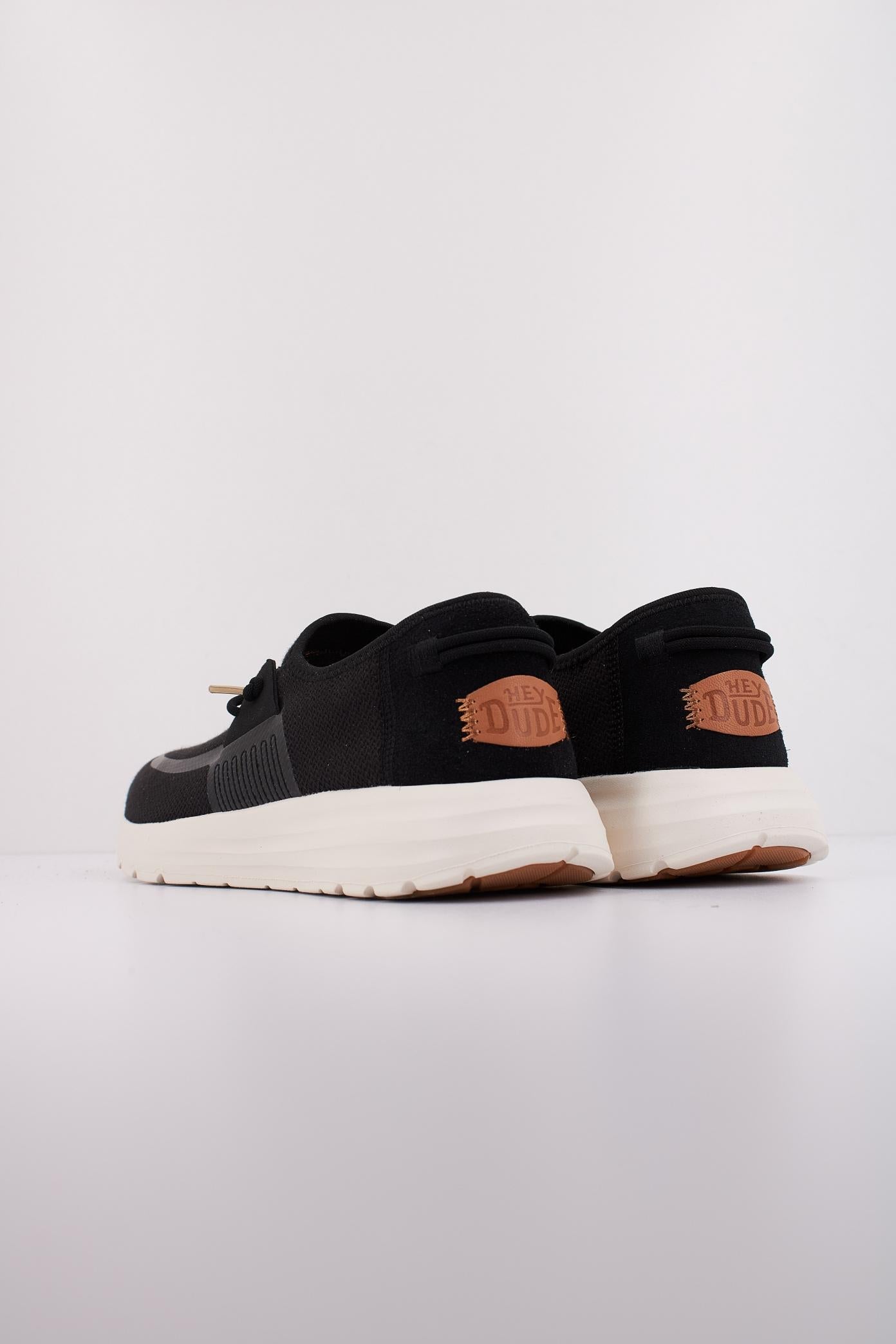 HEY DUDE SIROCCO M NEUTRALS en color NEGRO (4)