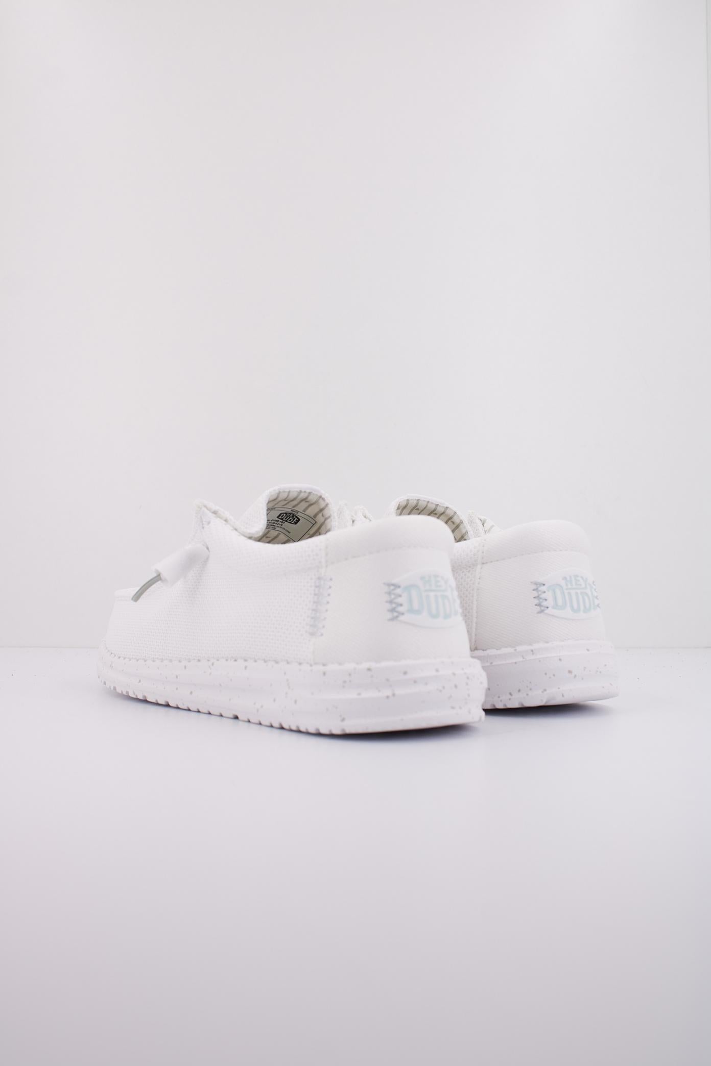 HEY DUDE WALLY STRETCH SOX en color BLANCO (4)