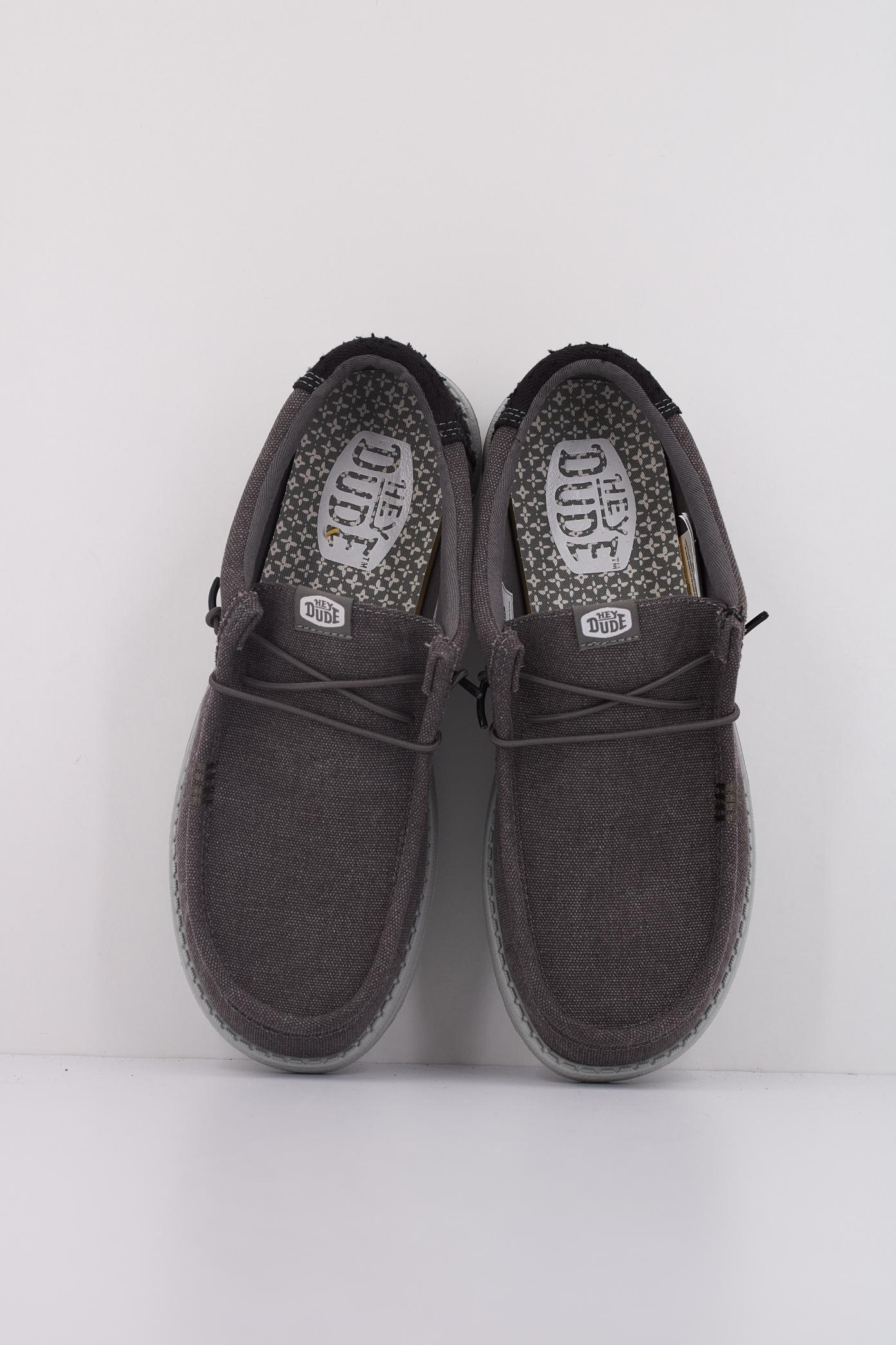 HEY DUDE WALLY WORKWEAR en color GRIS (3)